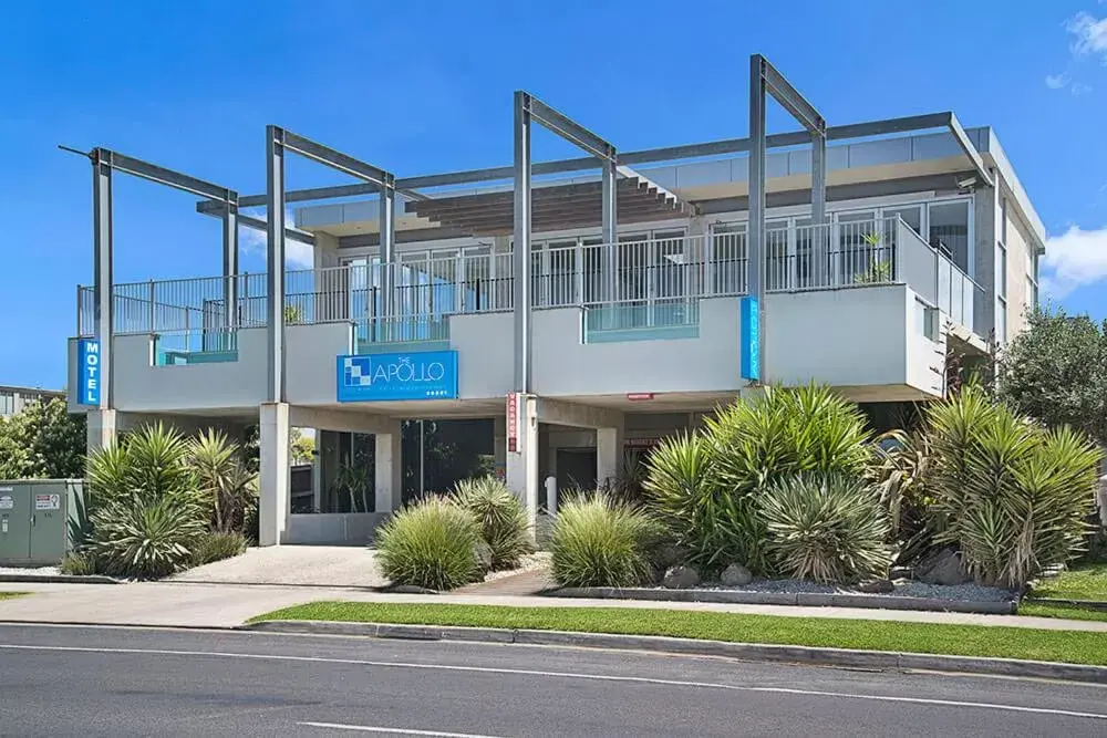 The Apollo The Apollo