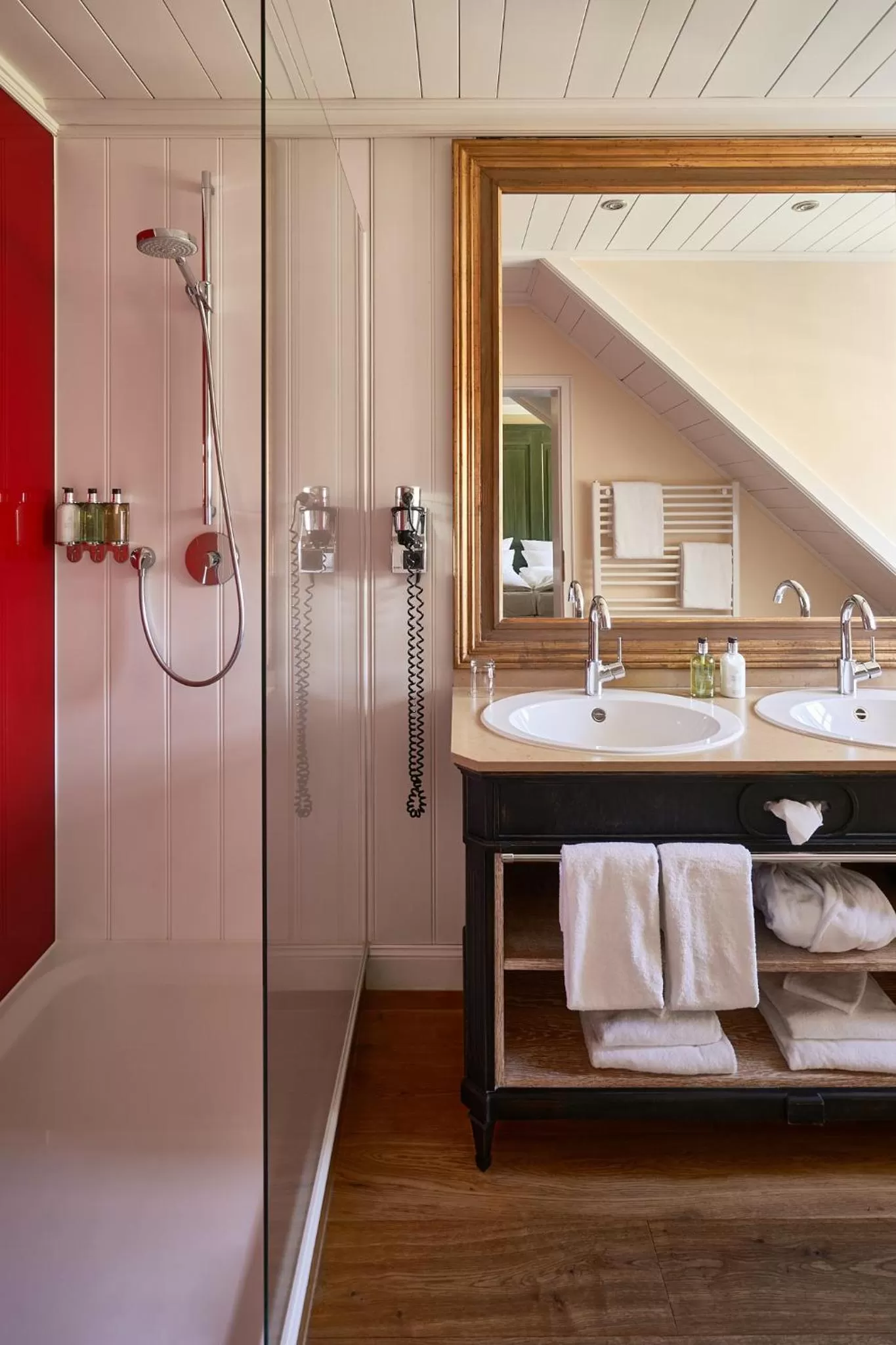 Photo of the whole room in Relais & Châteaux Hardenberg BurgHotel