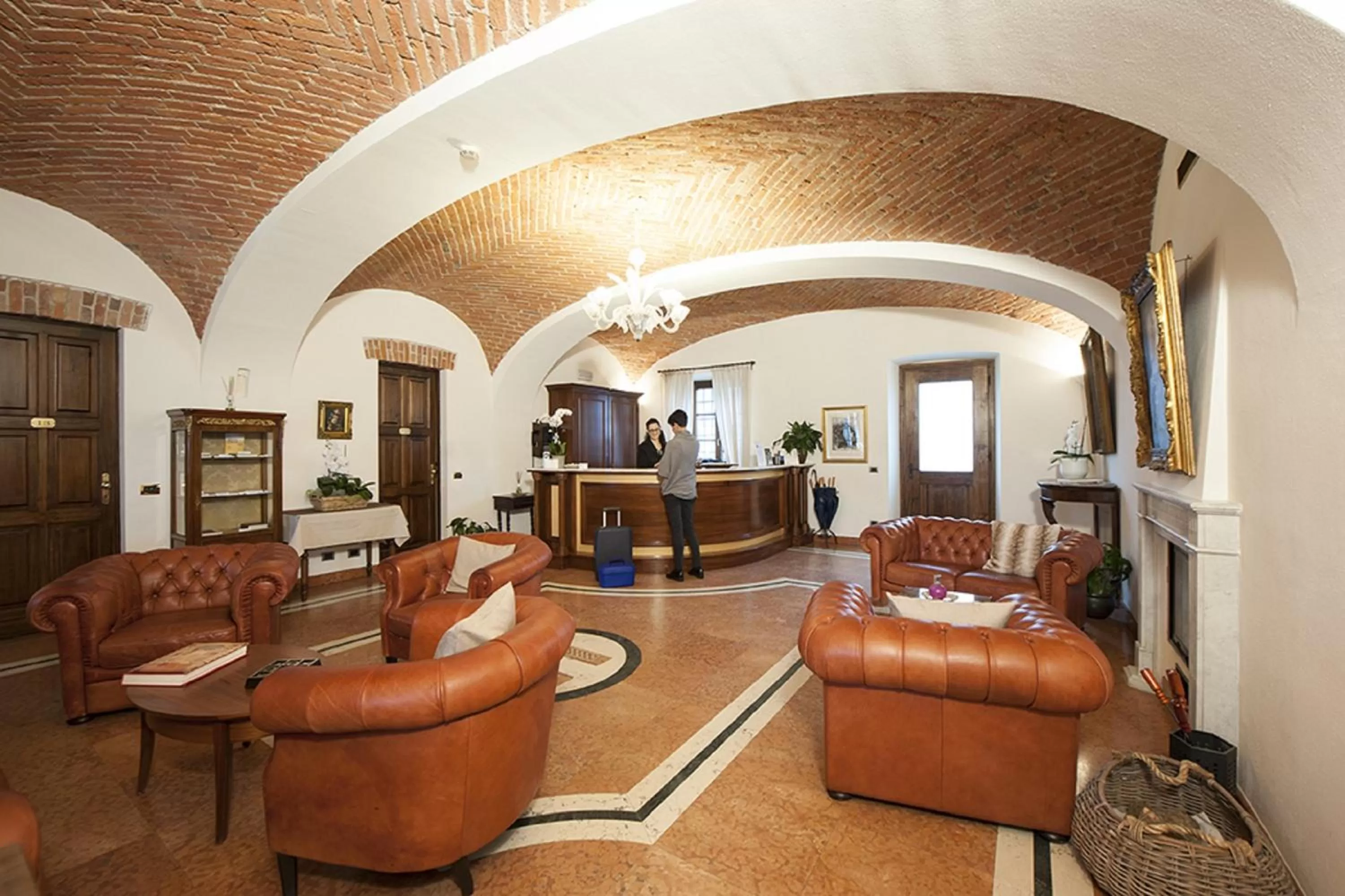 Lobby or reception in Albergo La Corte Albertina