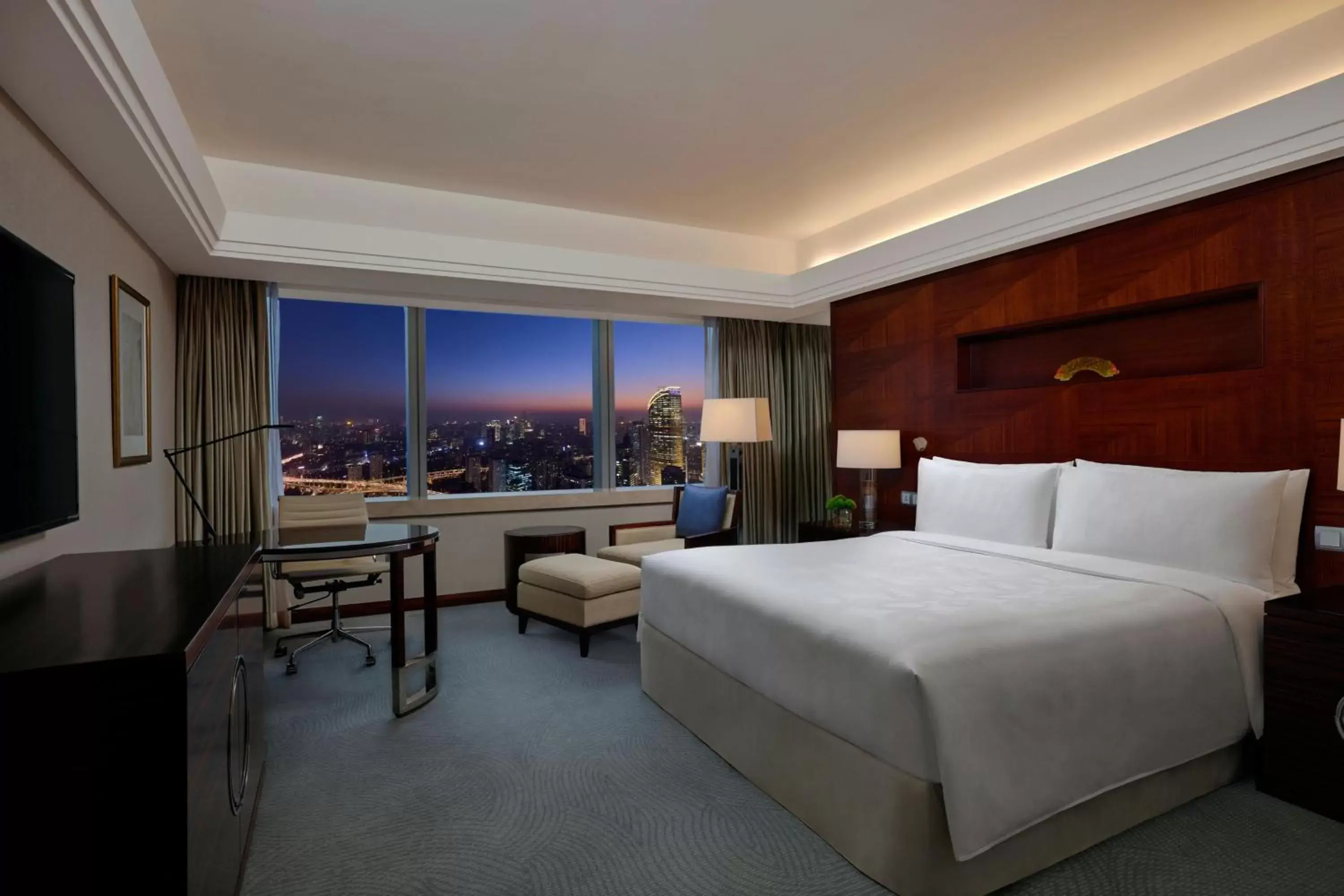 King Room - Park View in JW Marriott Shanghai at Tomorrow Square King Room - Park View in JW Marriott Shanghai at Tomorrow Square