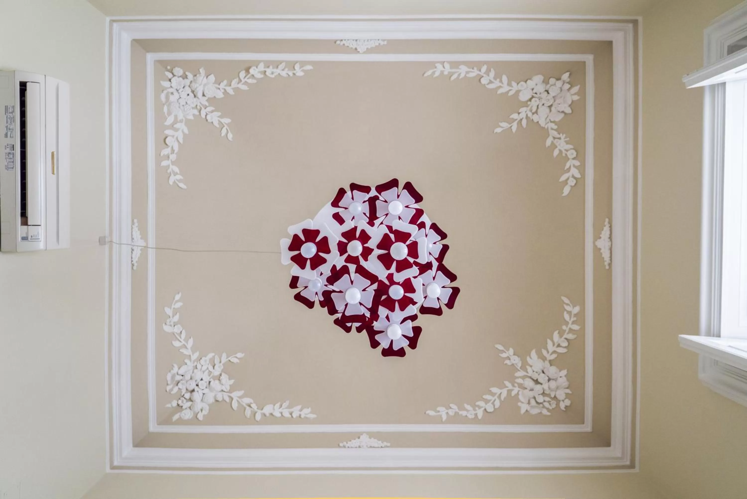 Decorative detail in RossoCorallo B&B