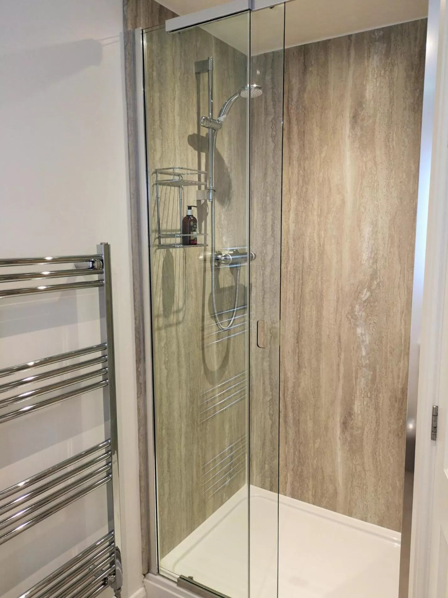 Shower in Aberconwy House B&B