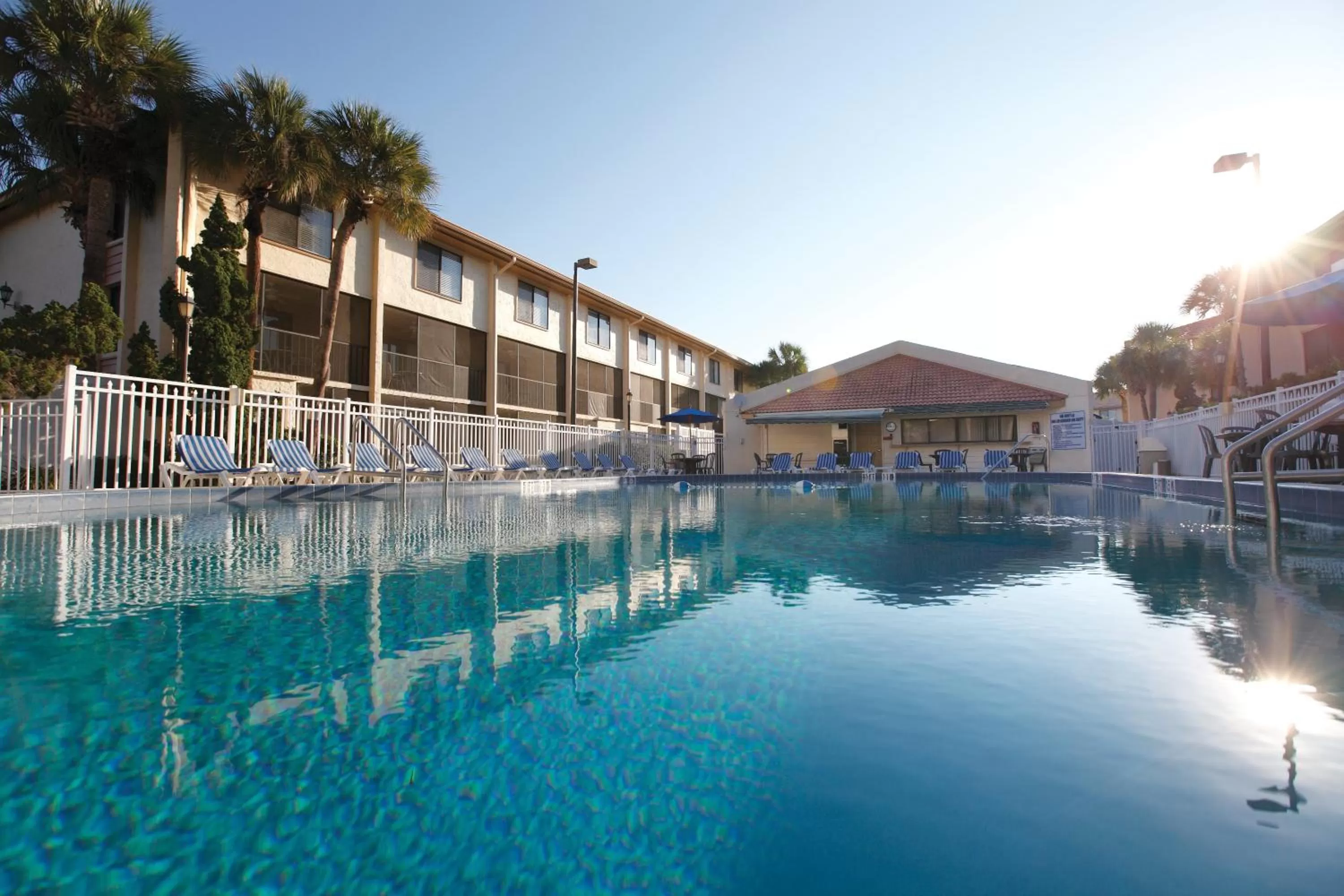 Swimming pool in Club Wyndham Orlando International