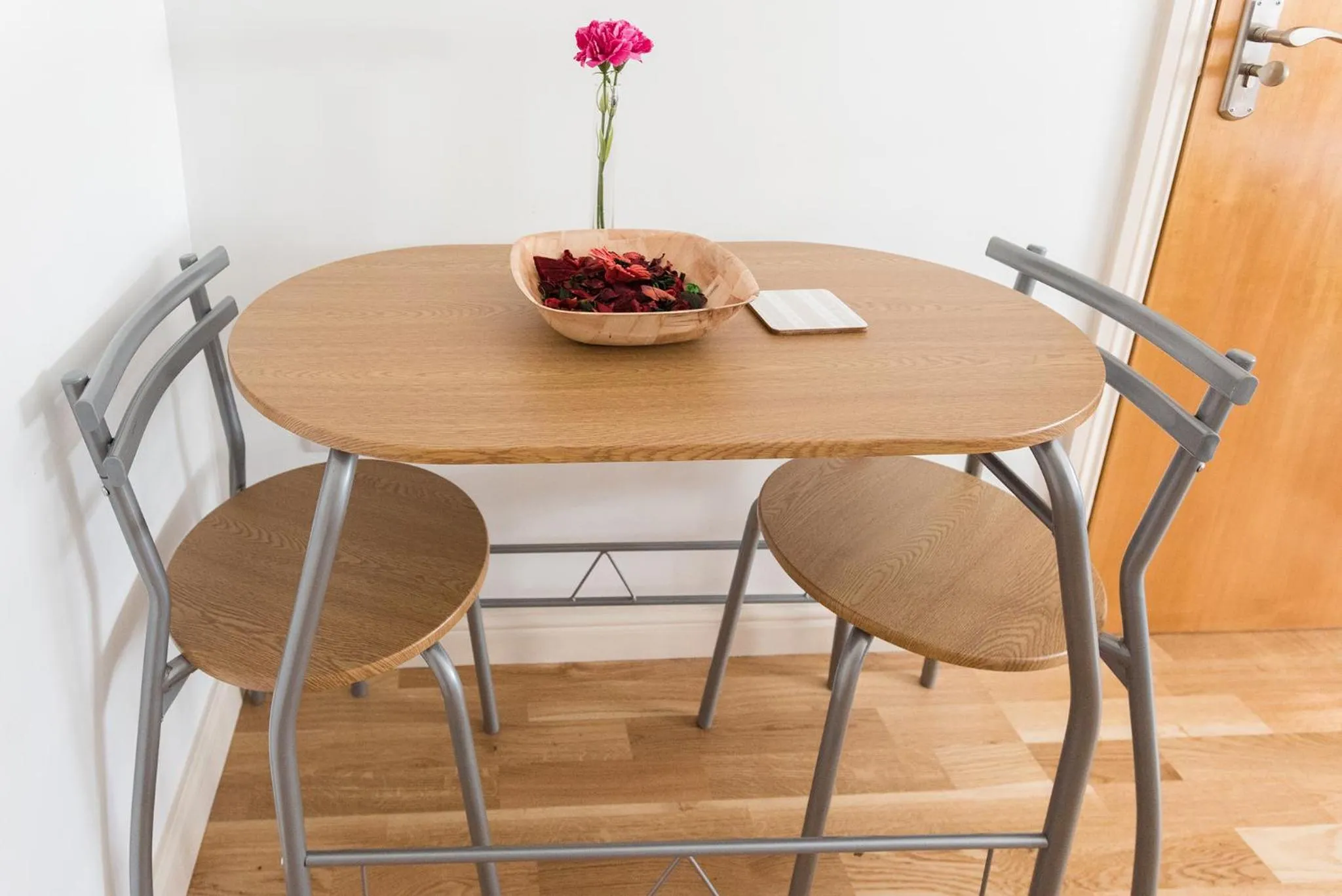 Dining area in Centra Wharf