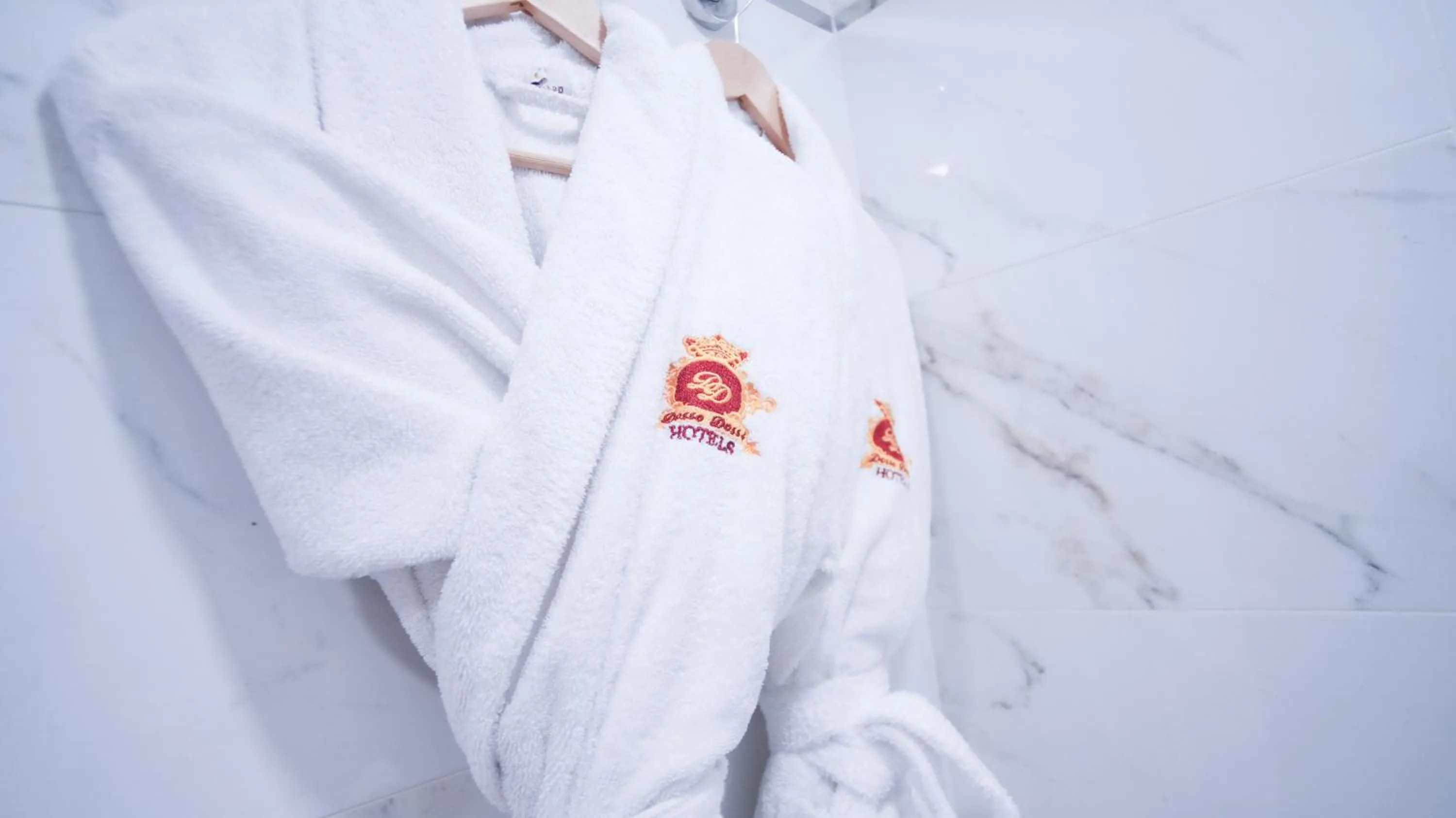 towels in Dosso Dossi Hotels Old City