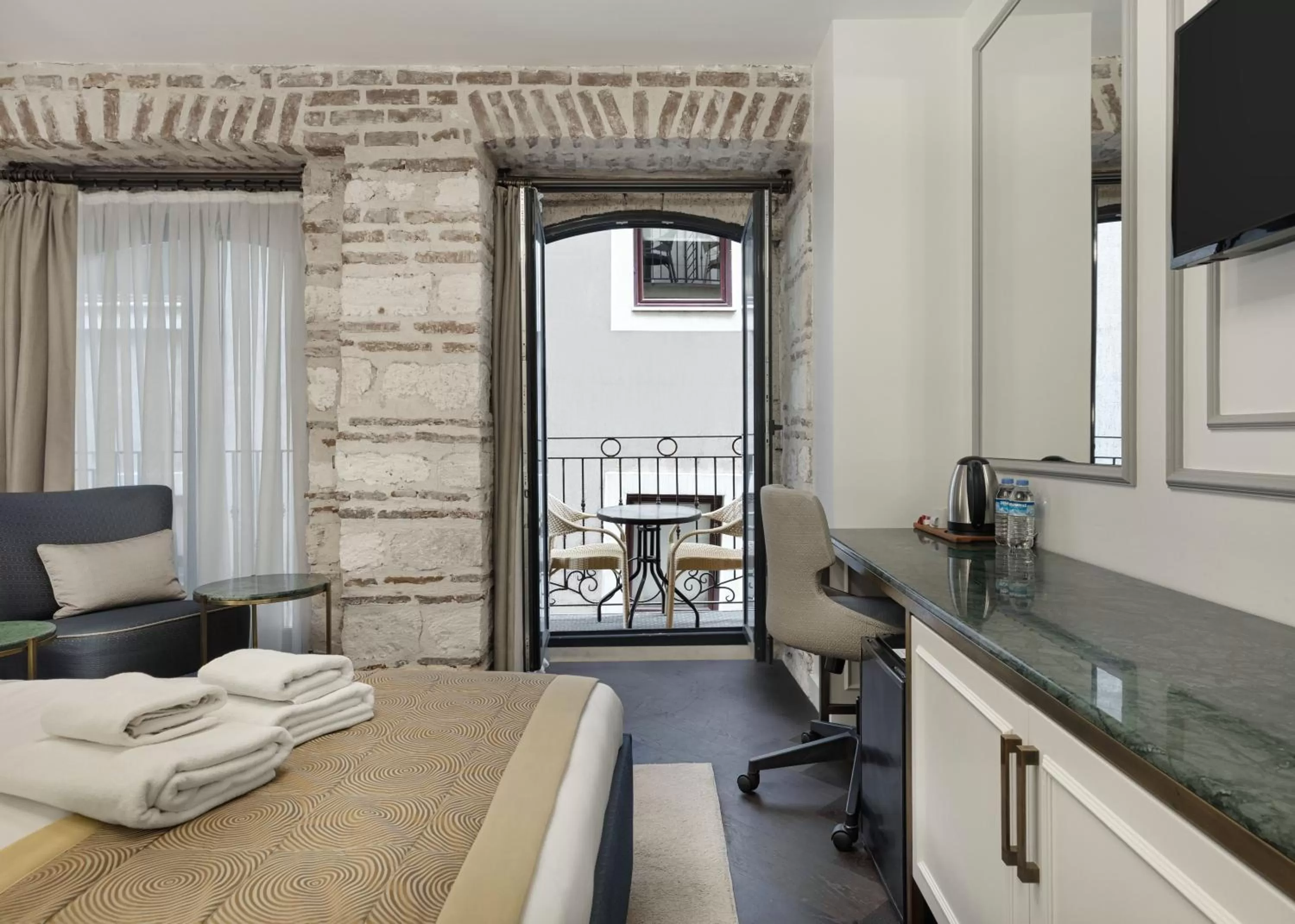 Bed in Pera Rasso Hotel