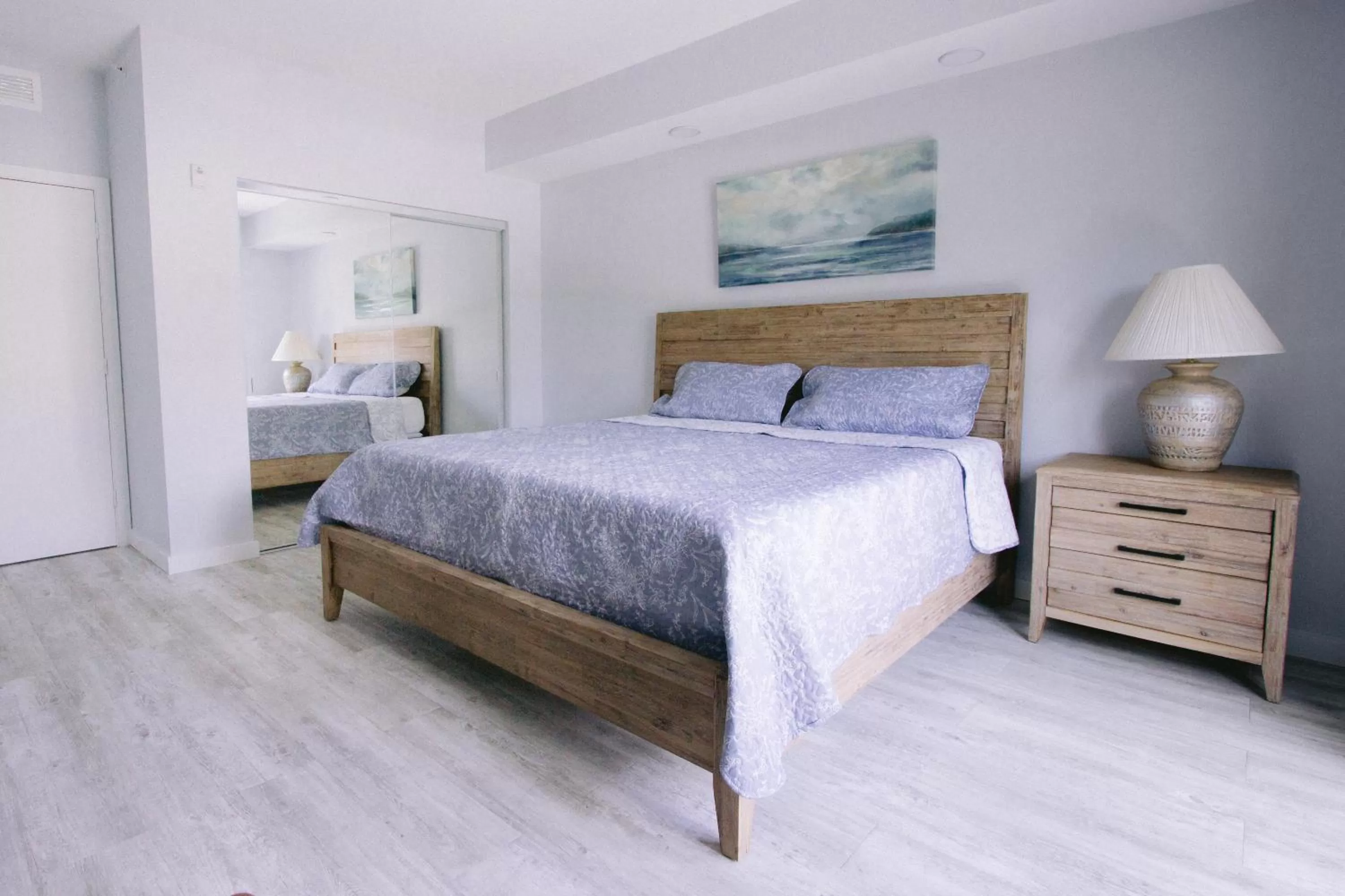 Bed in Vistalmar Beach Resort