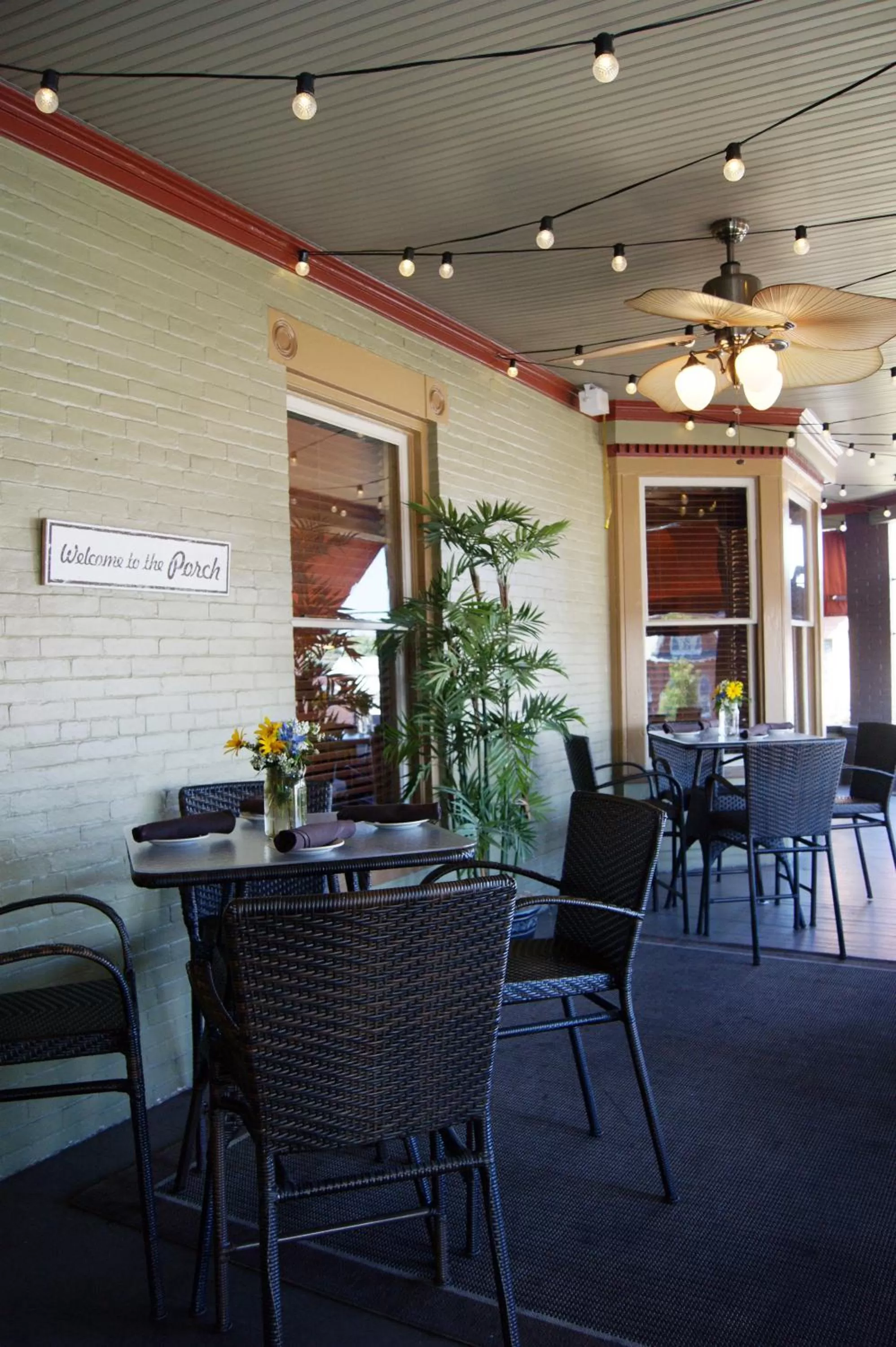 Property building in Altland House Inn & Suites