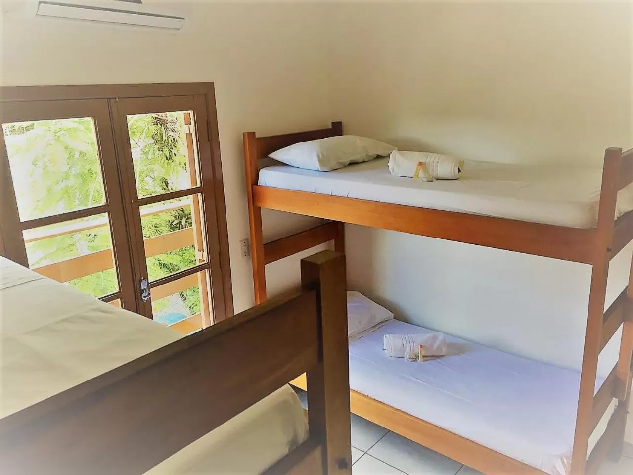Bunk Bed in Pousada Ilha Vitoria