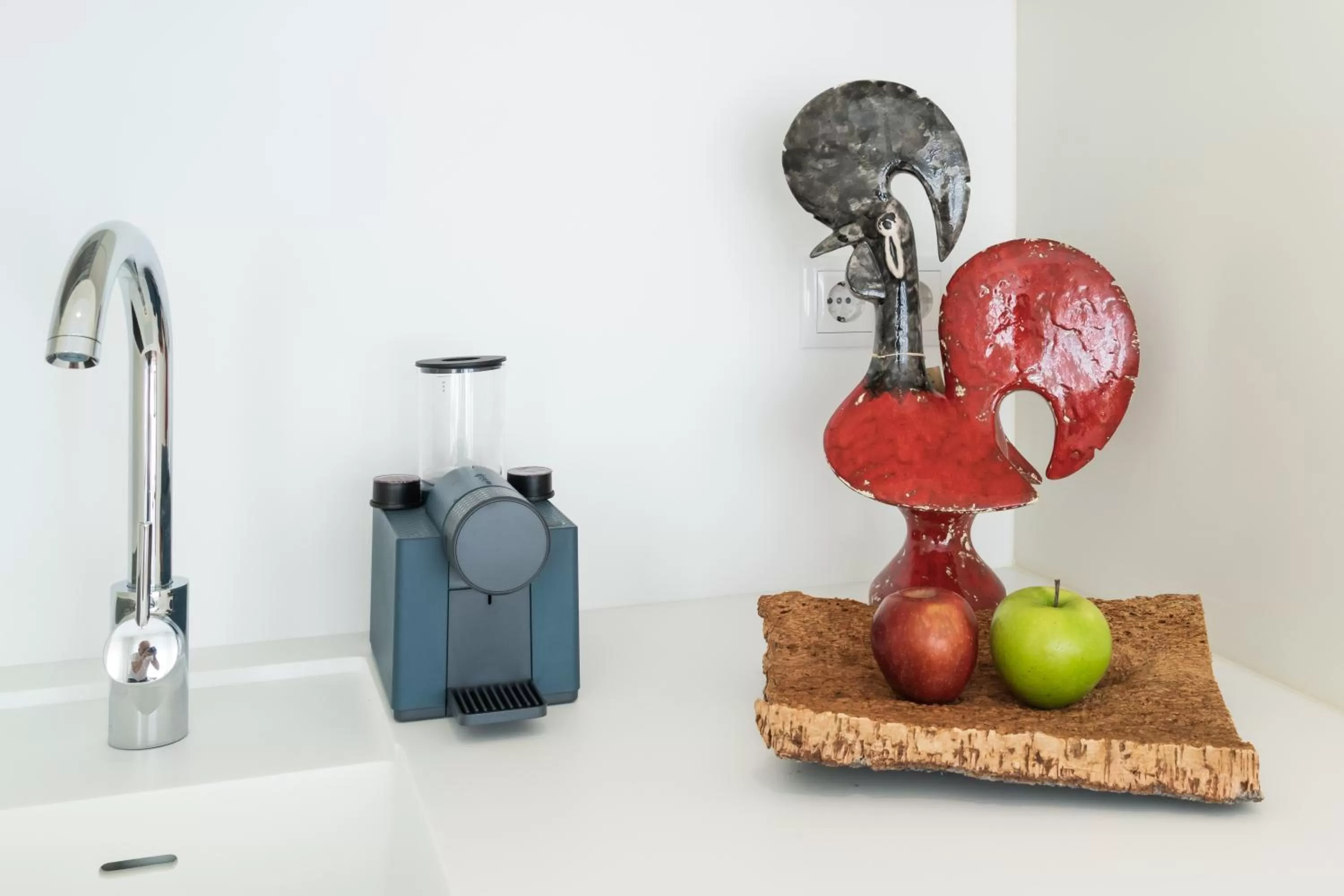 Food and drinks in Porto River Infante