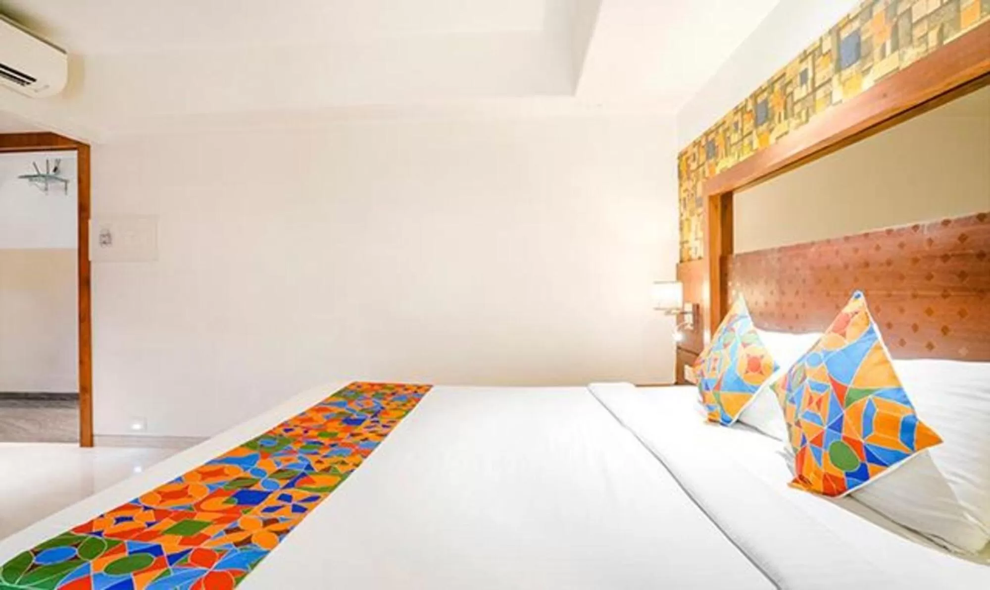 Bed in SriKrishna Paradise Hotel Thane Navi Mumbai