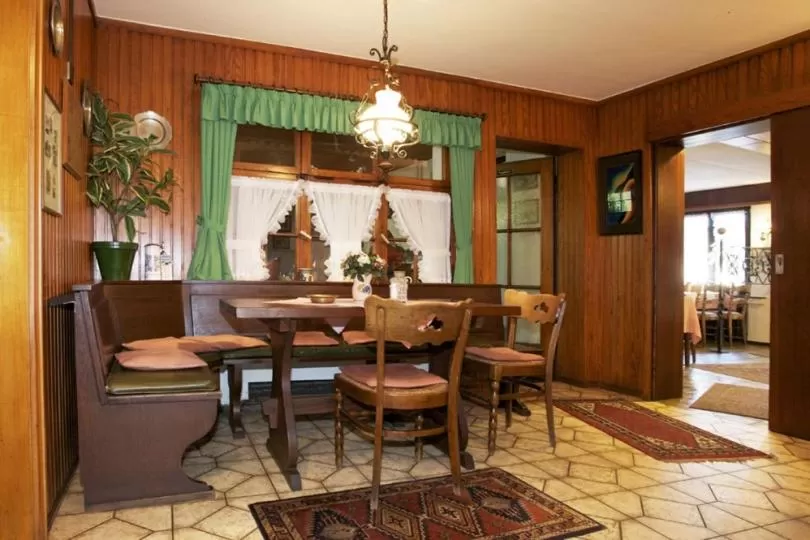 Restaurant/Places to Eat in Hotel Haus Mühlbach