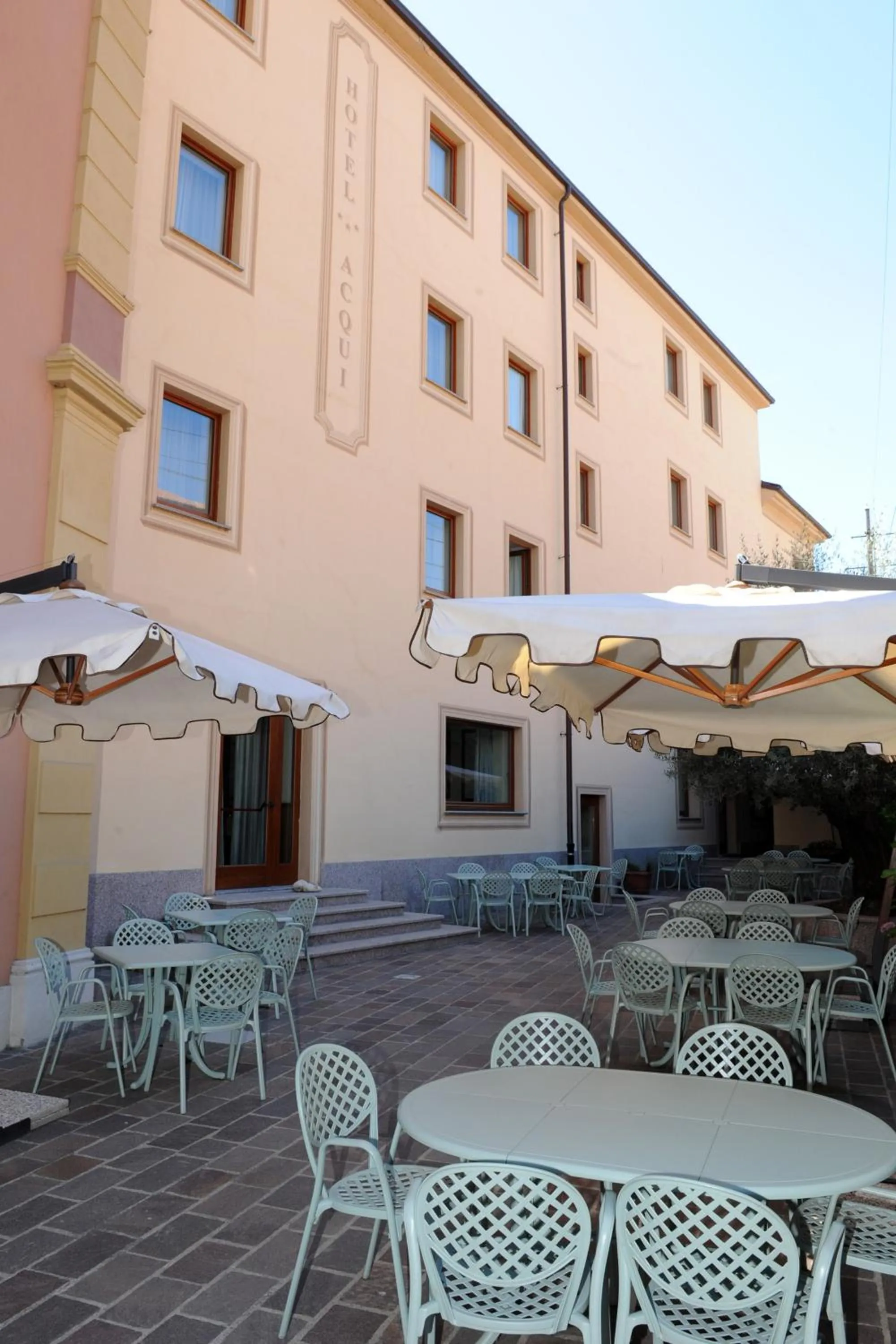 Property building in Hotel Acqui & Centro Benessere
