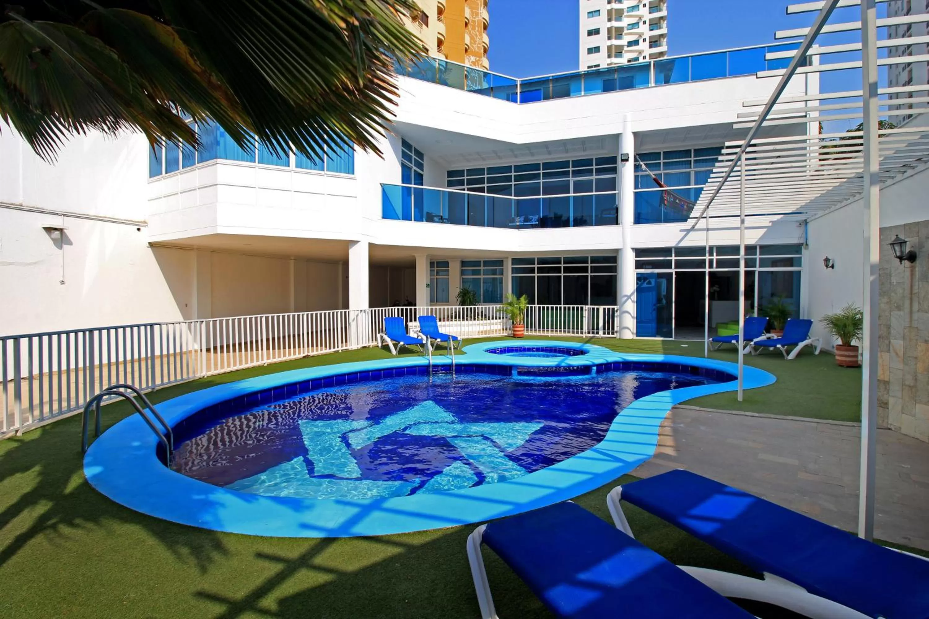 Day in Hotel Abi Inn By GEH Suites