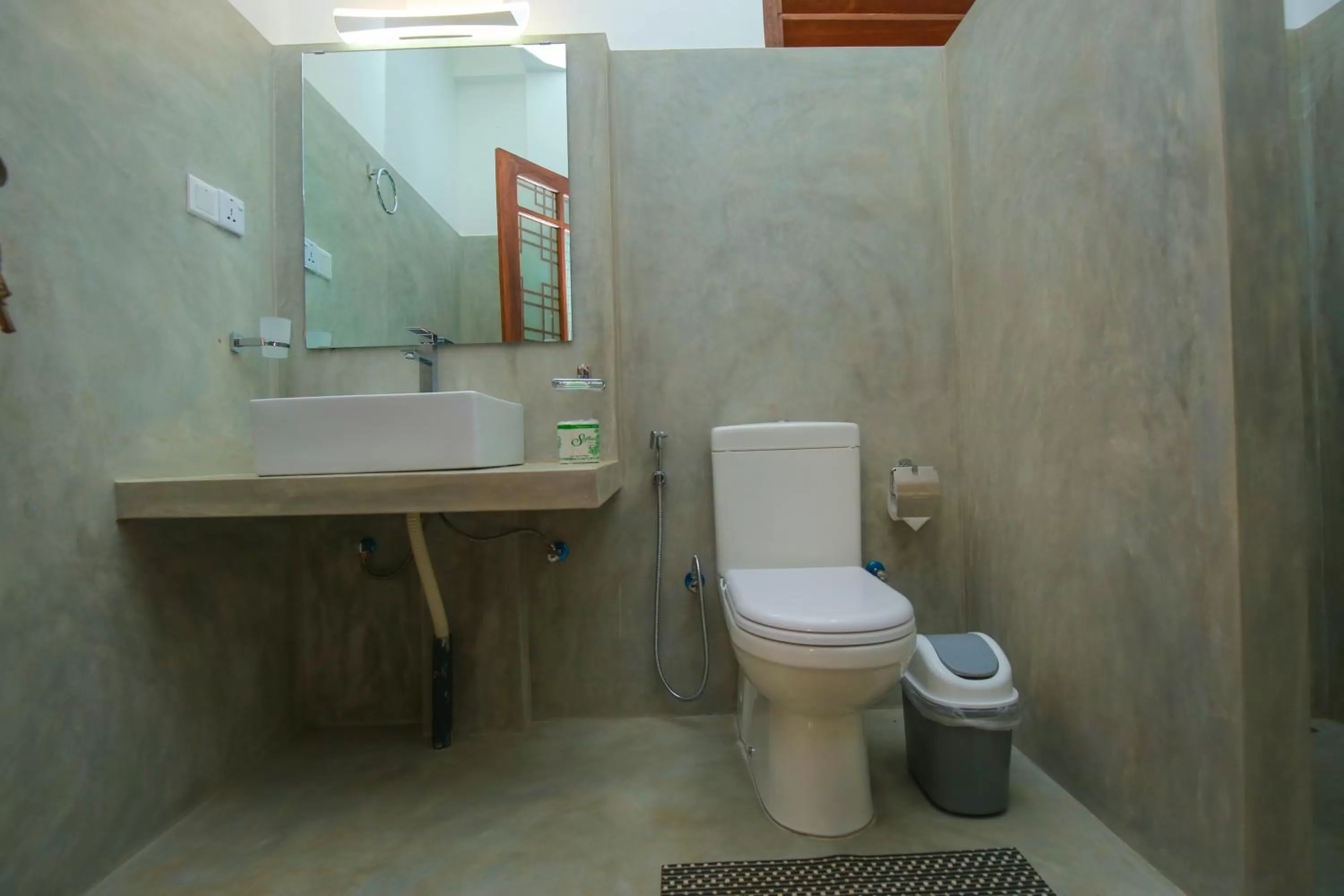 Toilet, Bathroom in The Chillout Ella