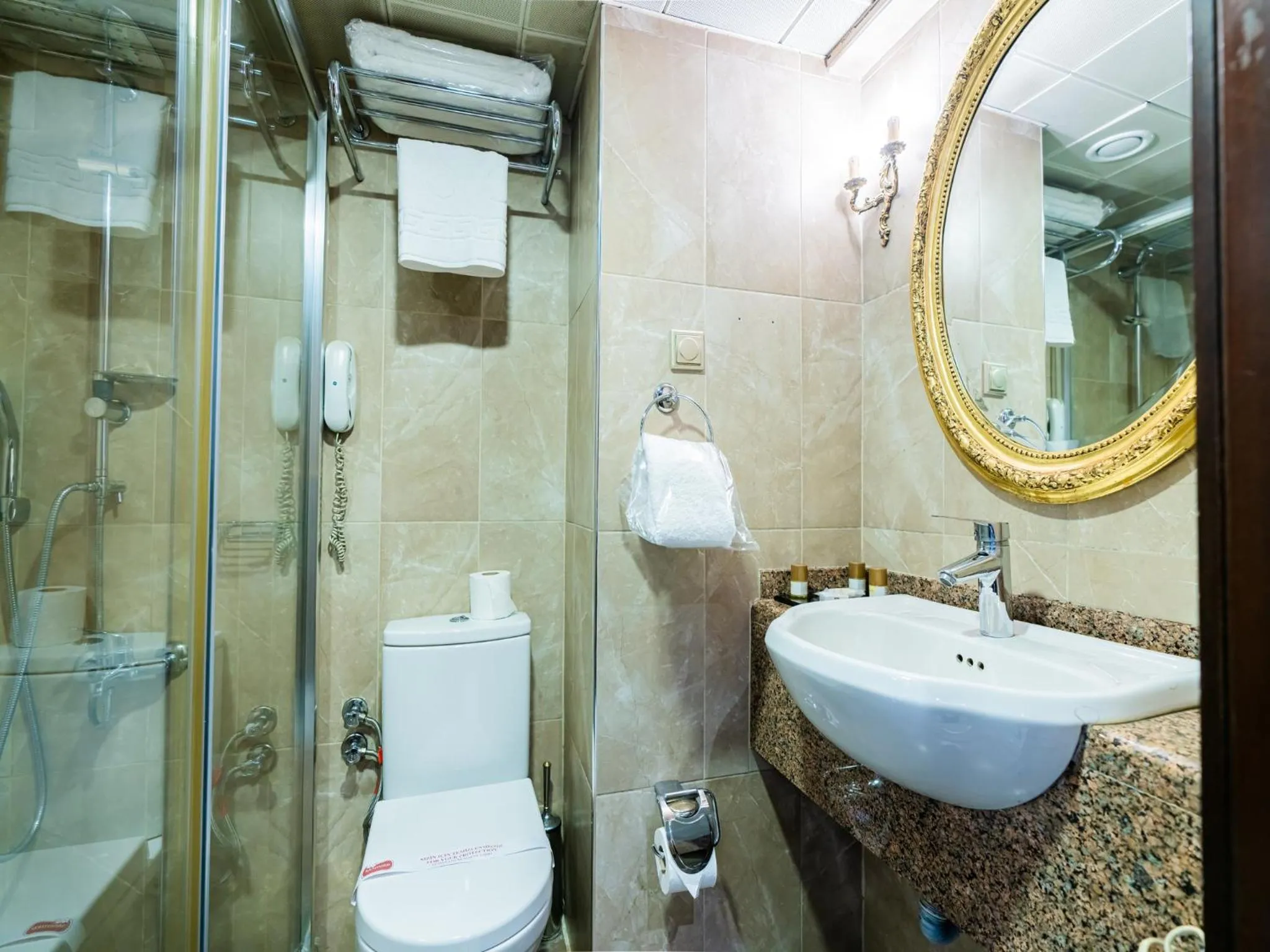 Bathroom in Ilci Residence Hotel