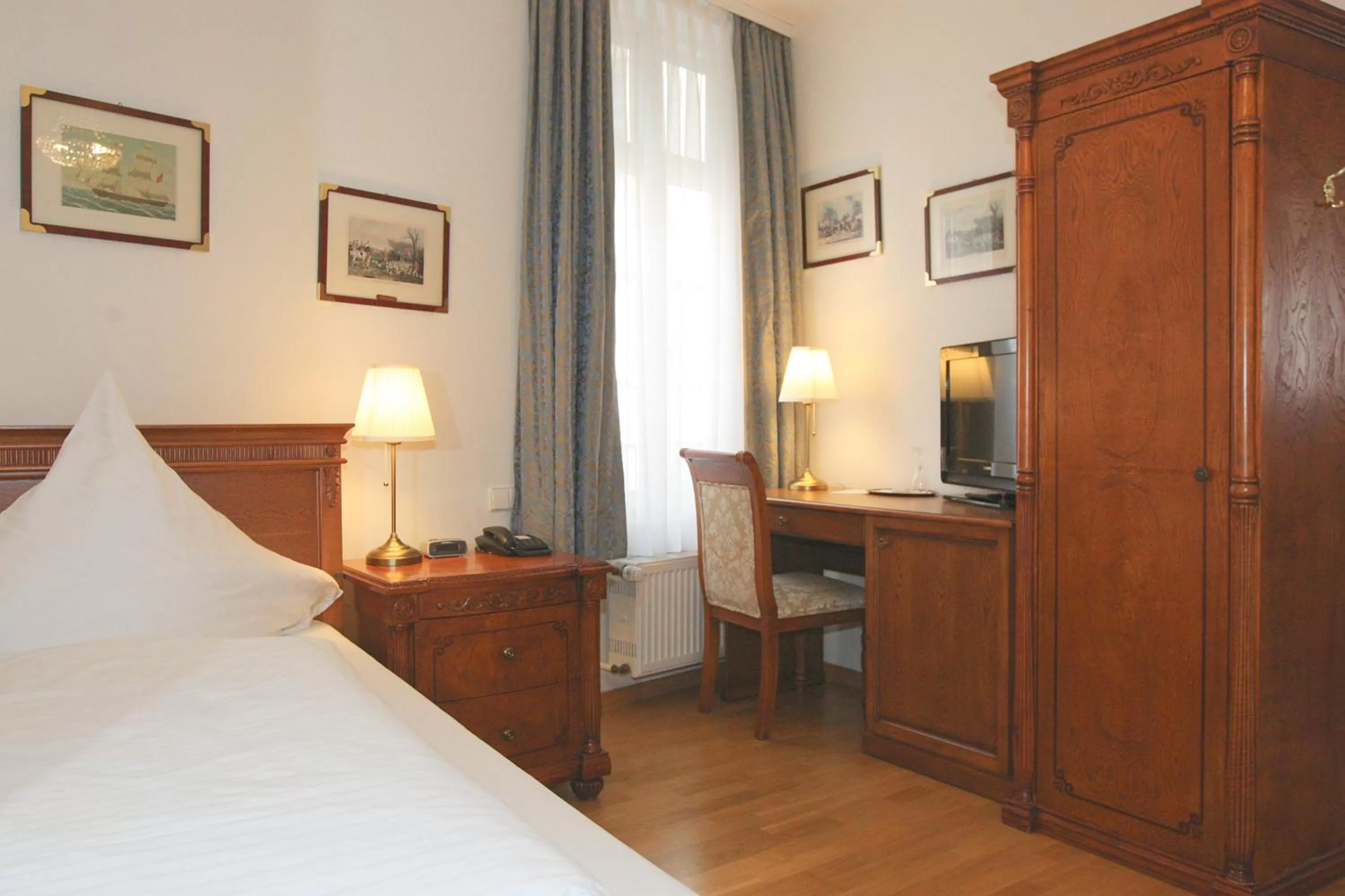 Bed in Hotel Rathausglöckel