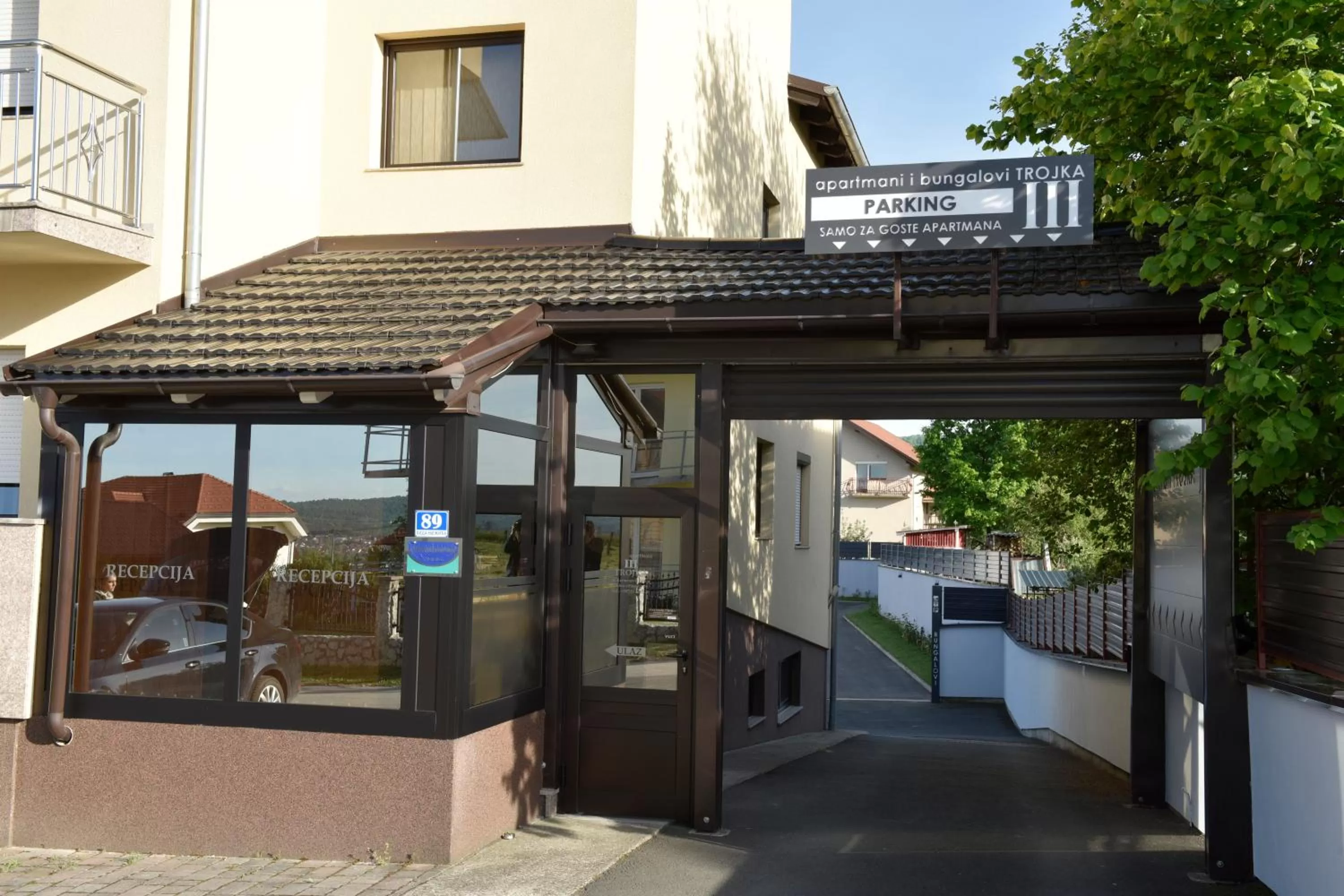 Lobby or reception, Property Building in Apartmani i Bungalovi TROJKA