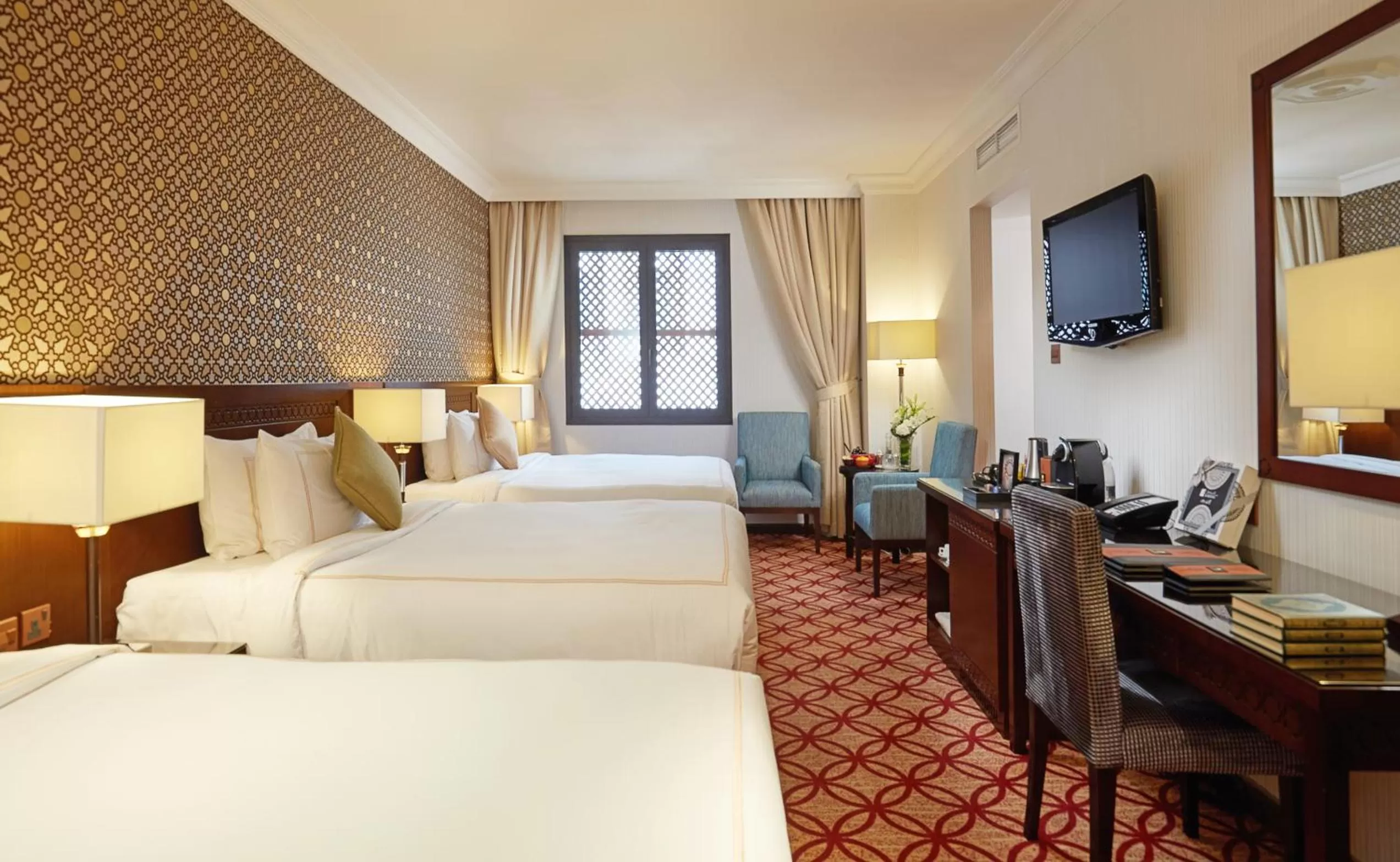 Bed in Dallah Taibah Hotel