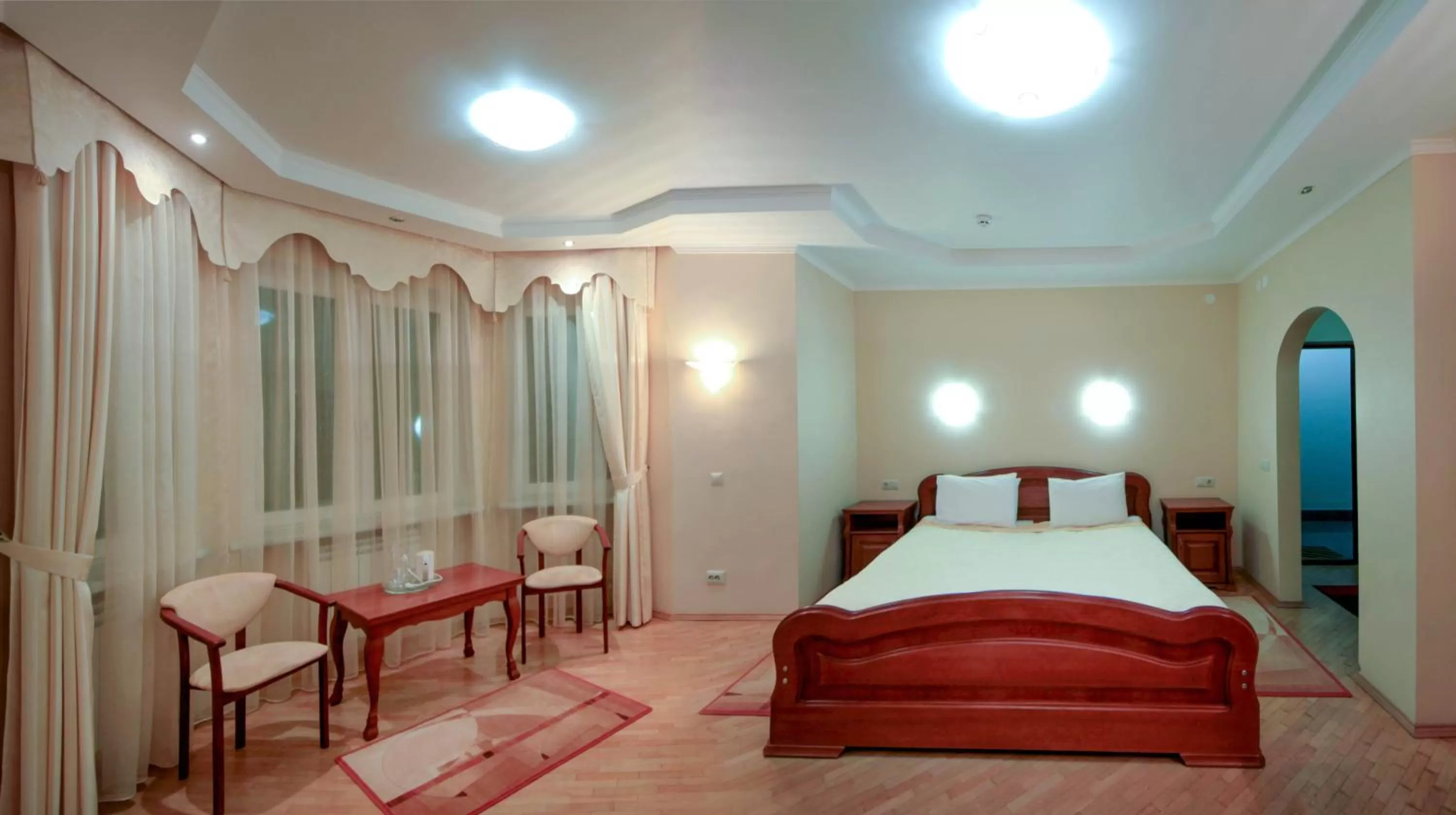 Photo of the whole room, Room Photo in Red Stone