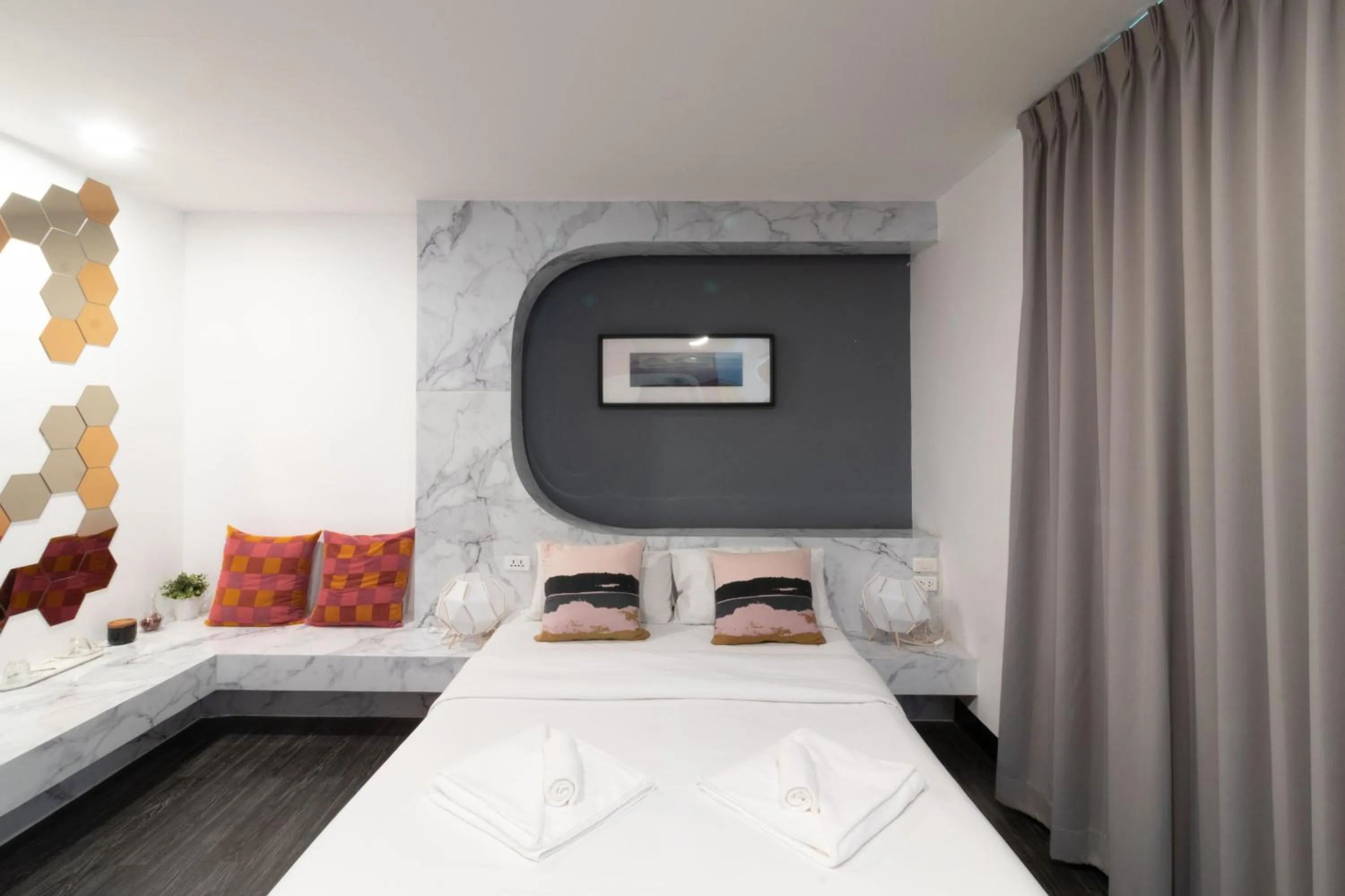 Photo of the whole room, Bed in CheQinn Hostel - Sukhumvit 4 Nana Plaza