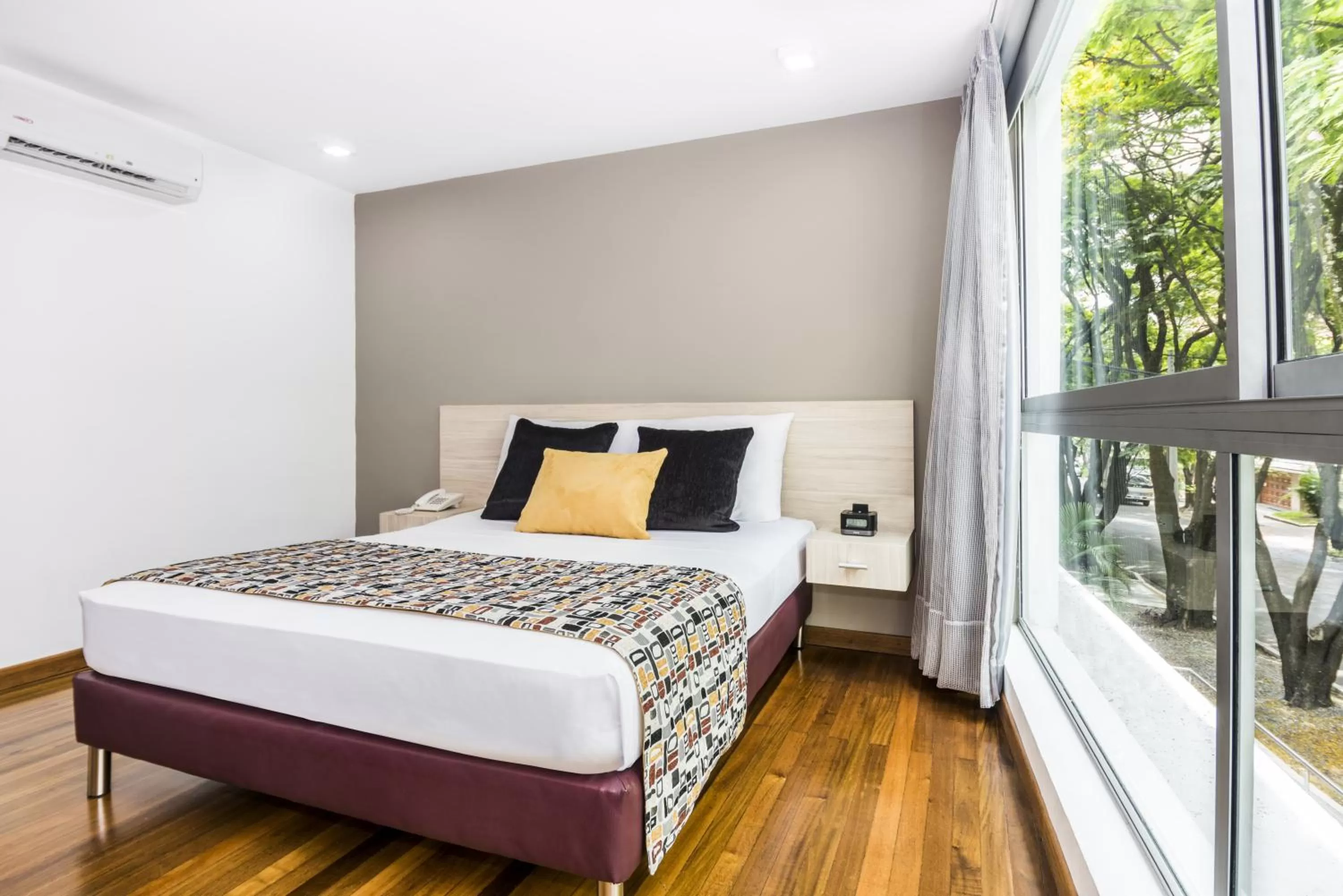 Bed in Hotel Asturias Medellin