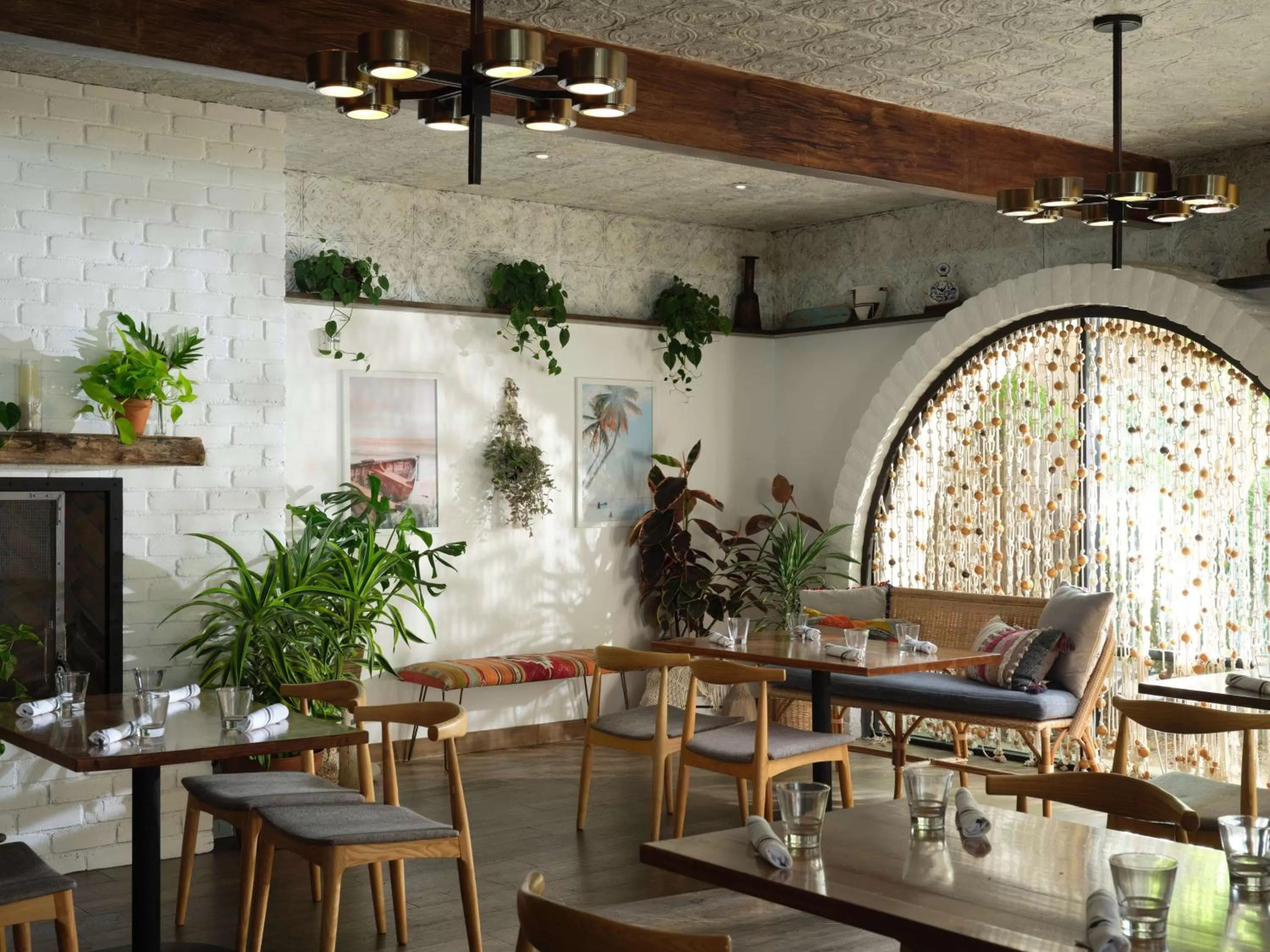 Restaurant/places to eat in The Leta Santa Barbara Goleta, Tapestry Collection by Hilton