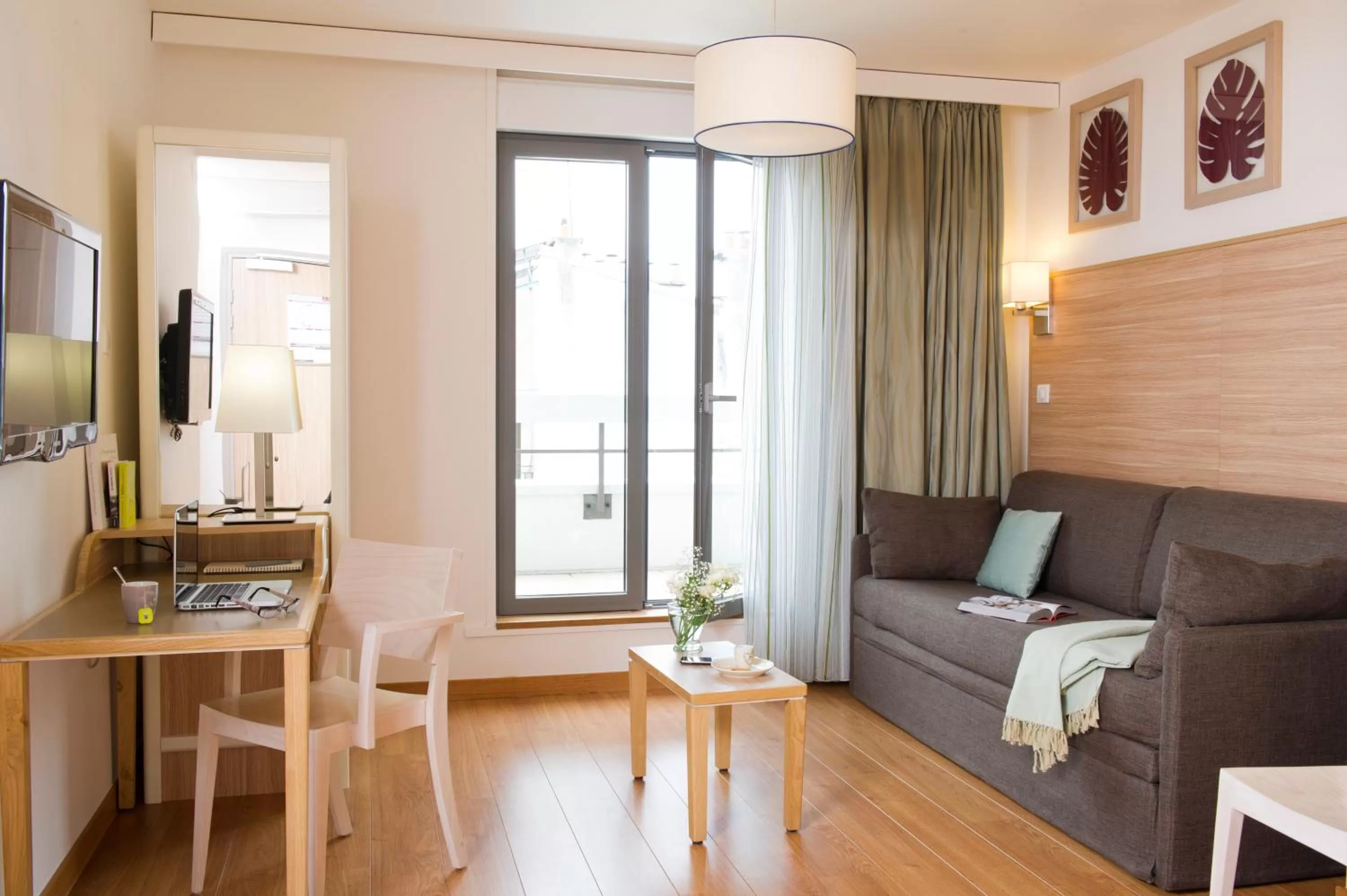 Living room in Aparthotel Adagio Paris Vincennes