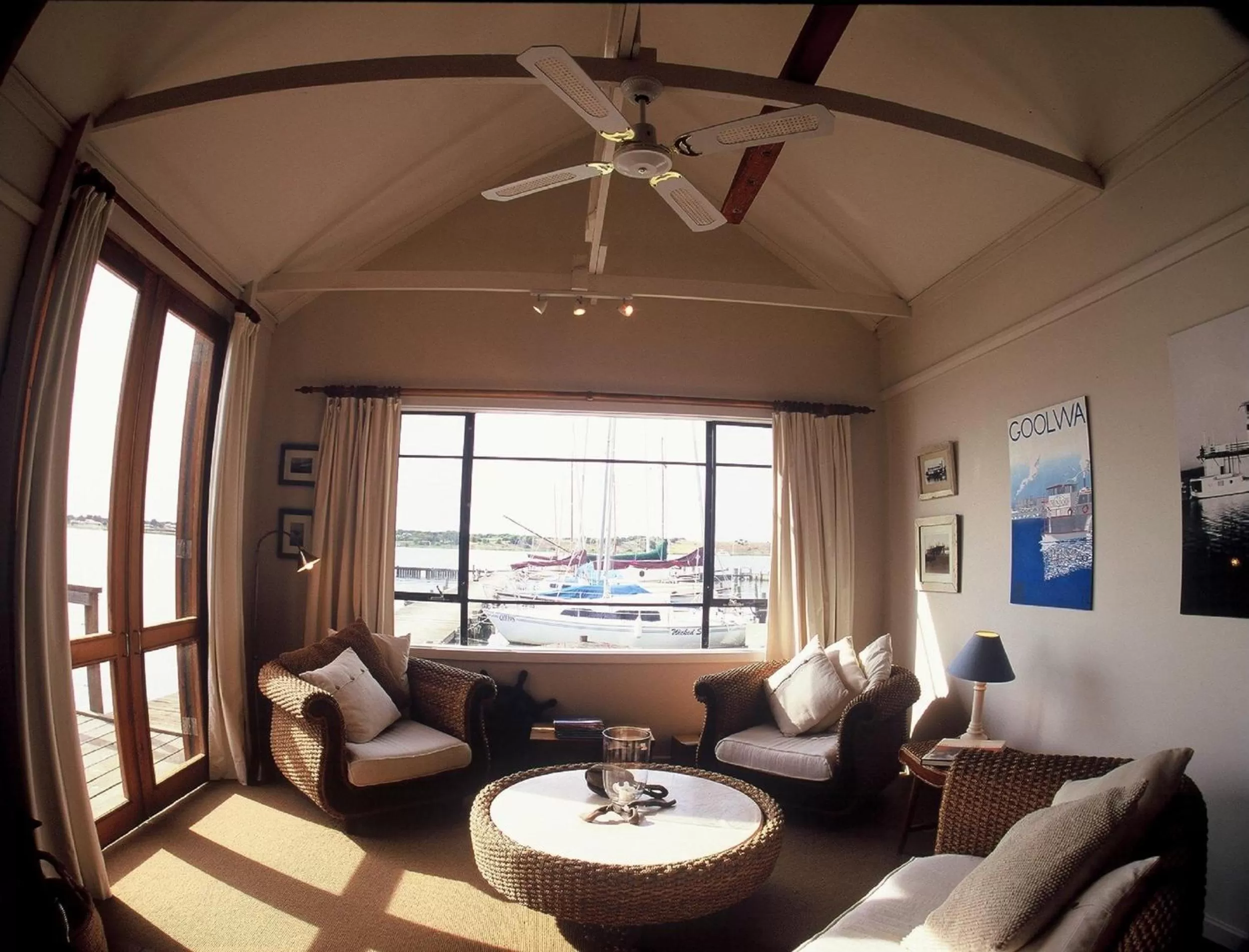Living room in Boathouse - Birks River Retreat