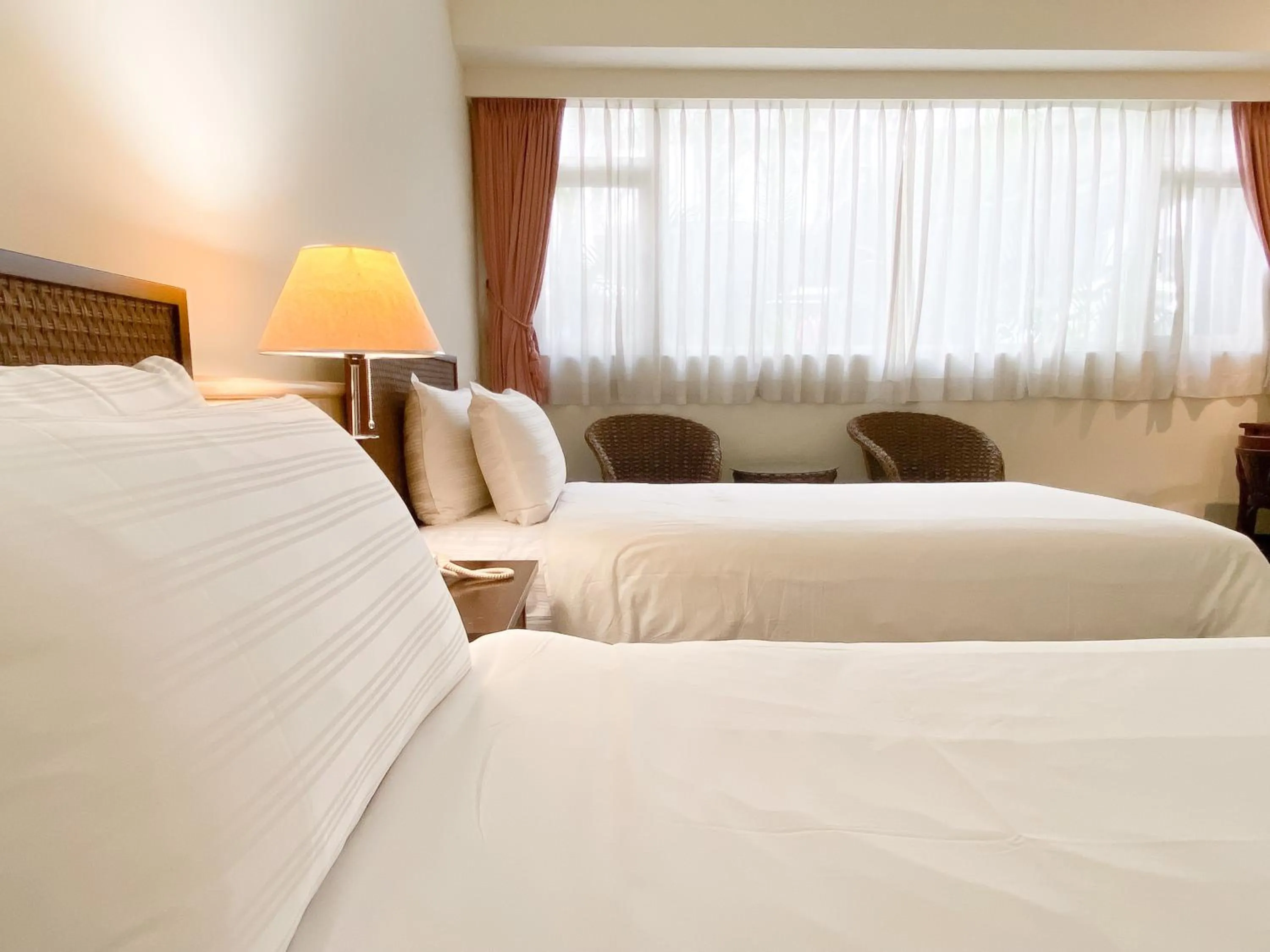 Twin Room with Bath in East Coast Hotel