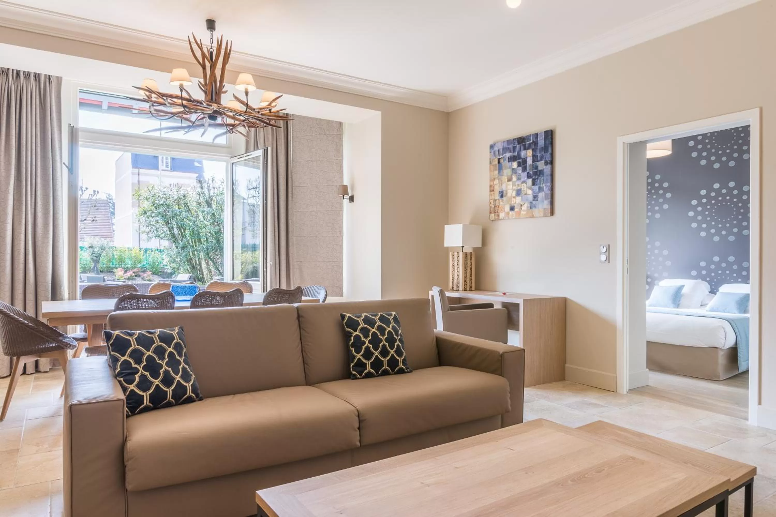 Living room, Bed in Villa Odette
