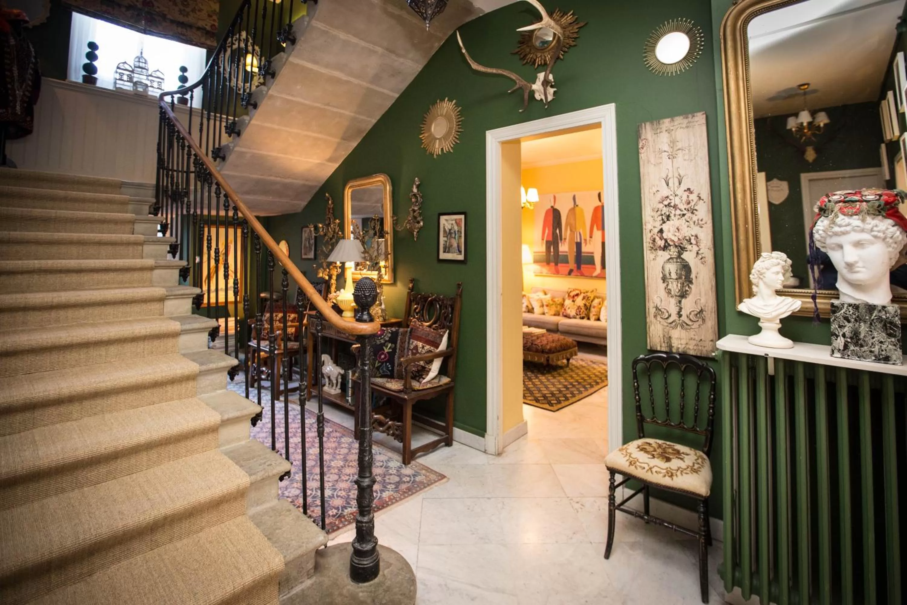 Lobby or reception in Carcassonne Bed and Breakfast du Palais