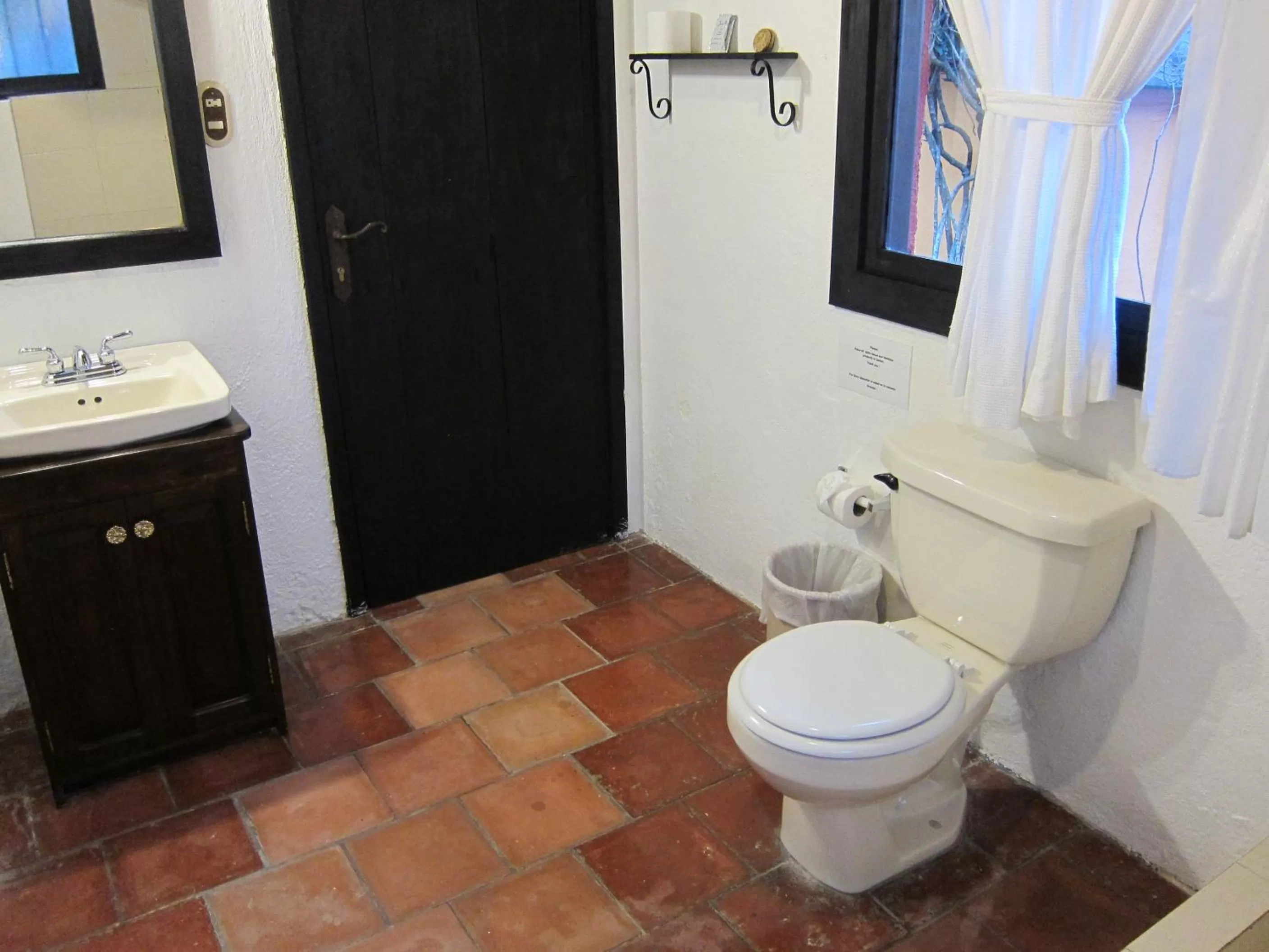 Toilet, Bathroom in Hotel Toliman