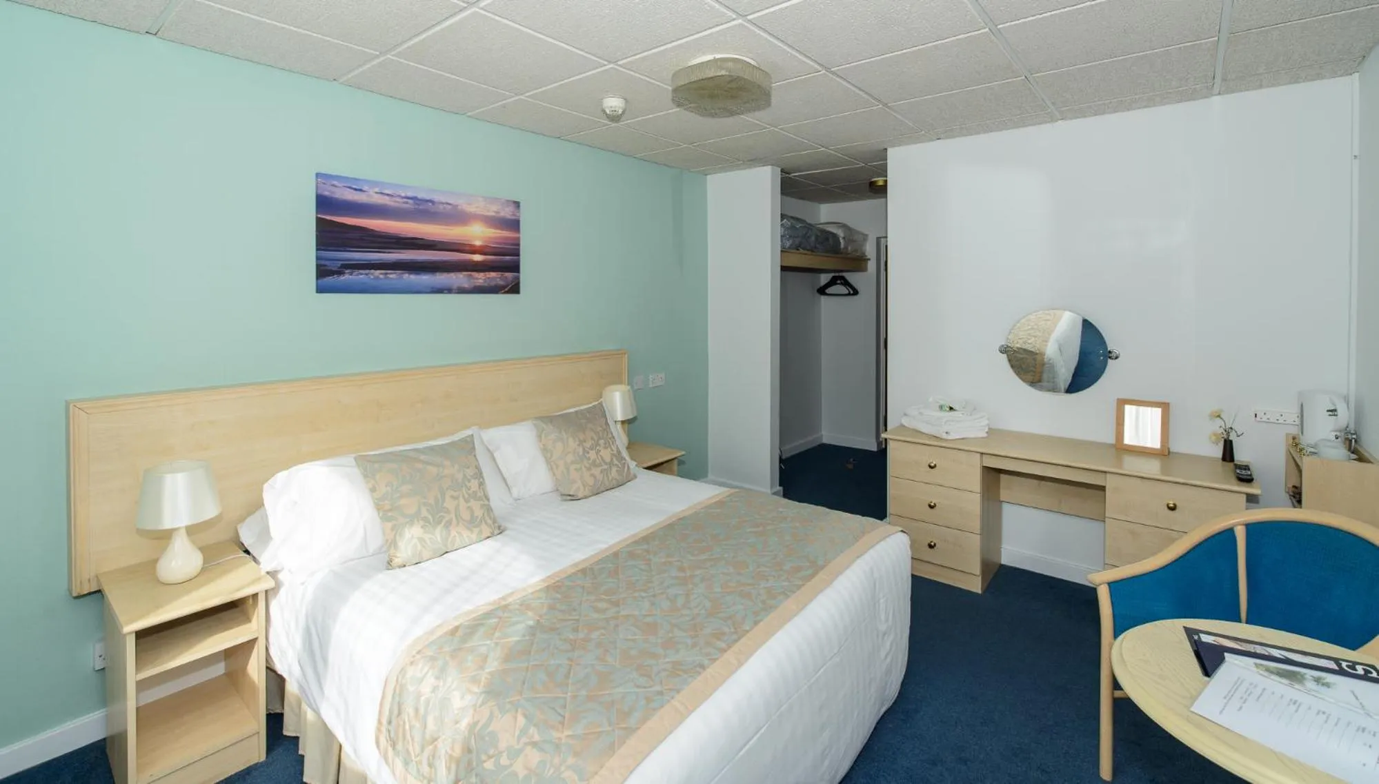 Bed in Sandown Park Lodge