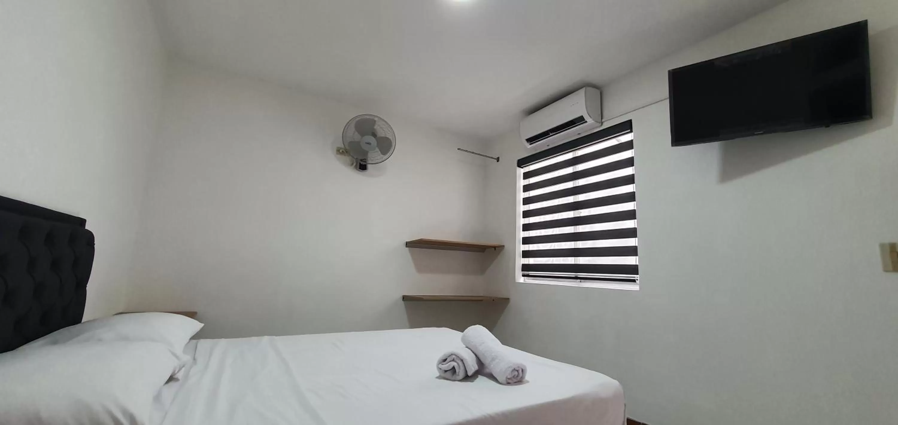 Bed in Hotel Picasso 70