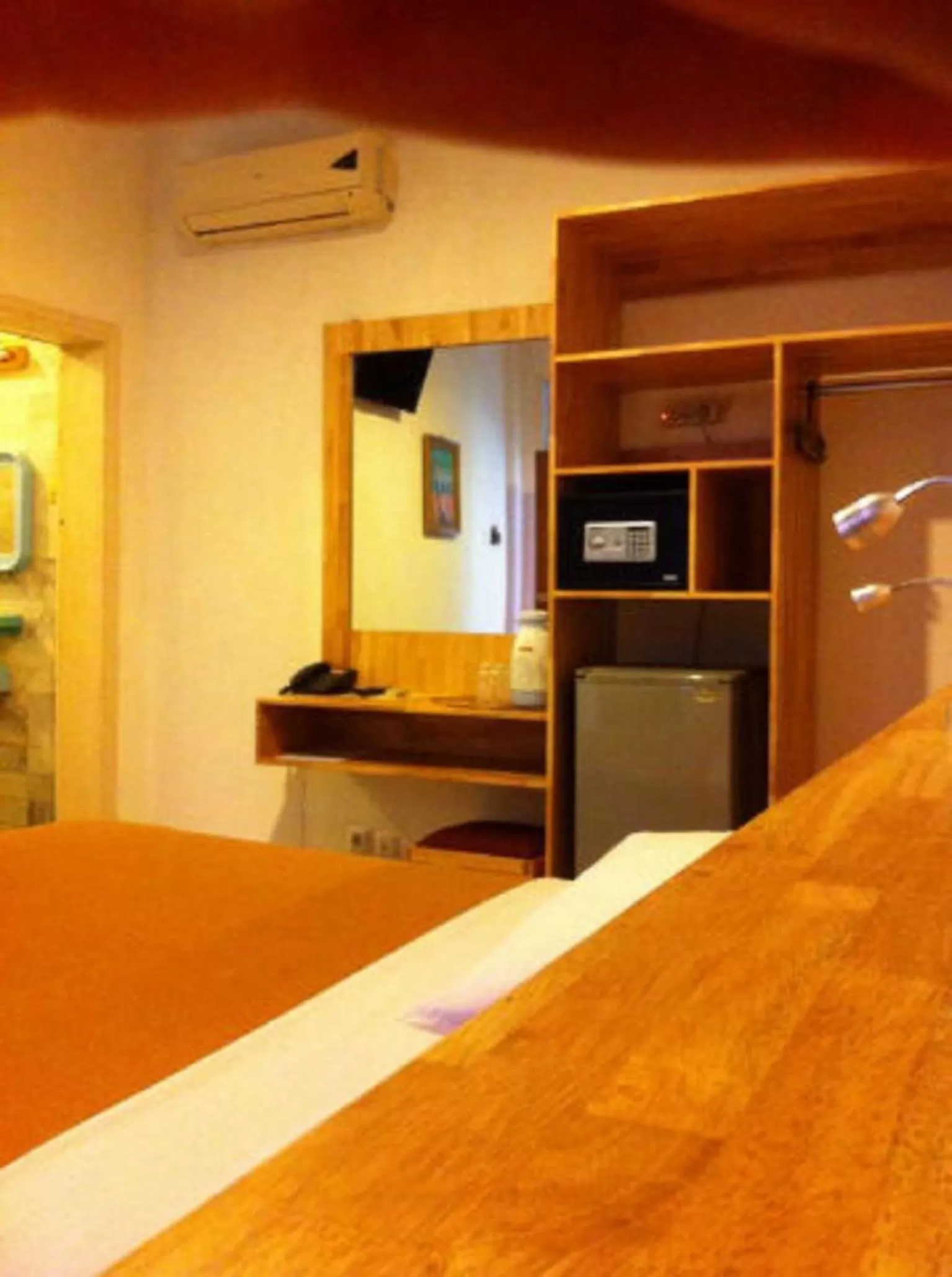 Photo of the whole room in Hotel Karthi Kuta