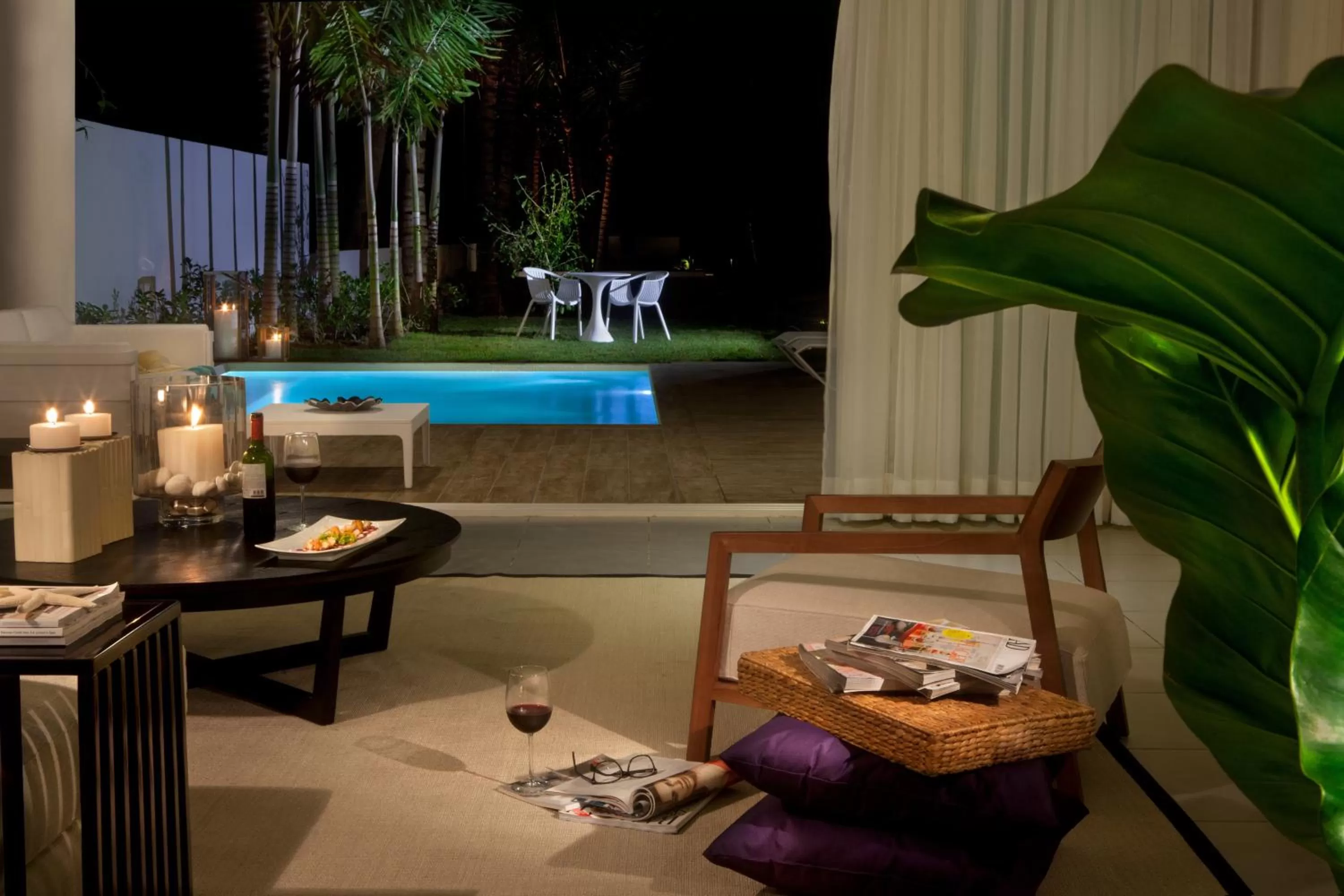 Decorative detail in Ultravioleta Boutique Residences