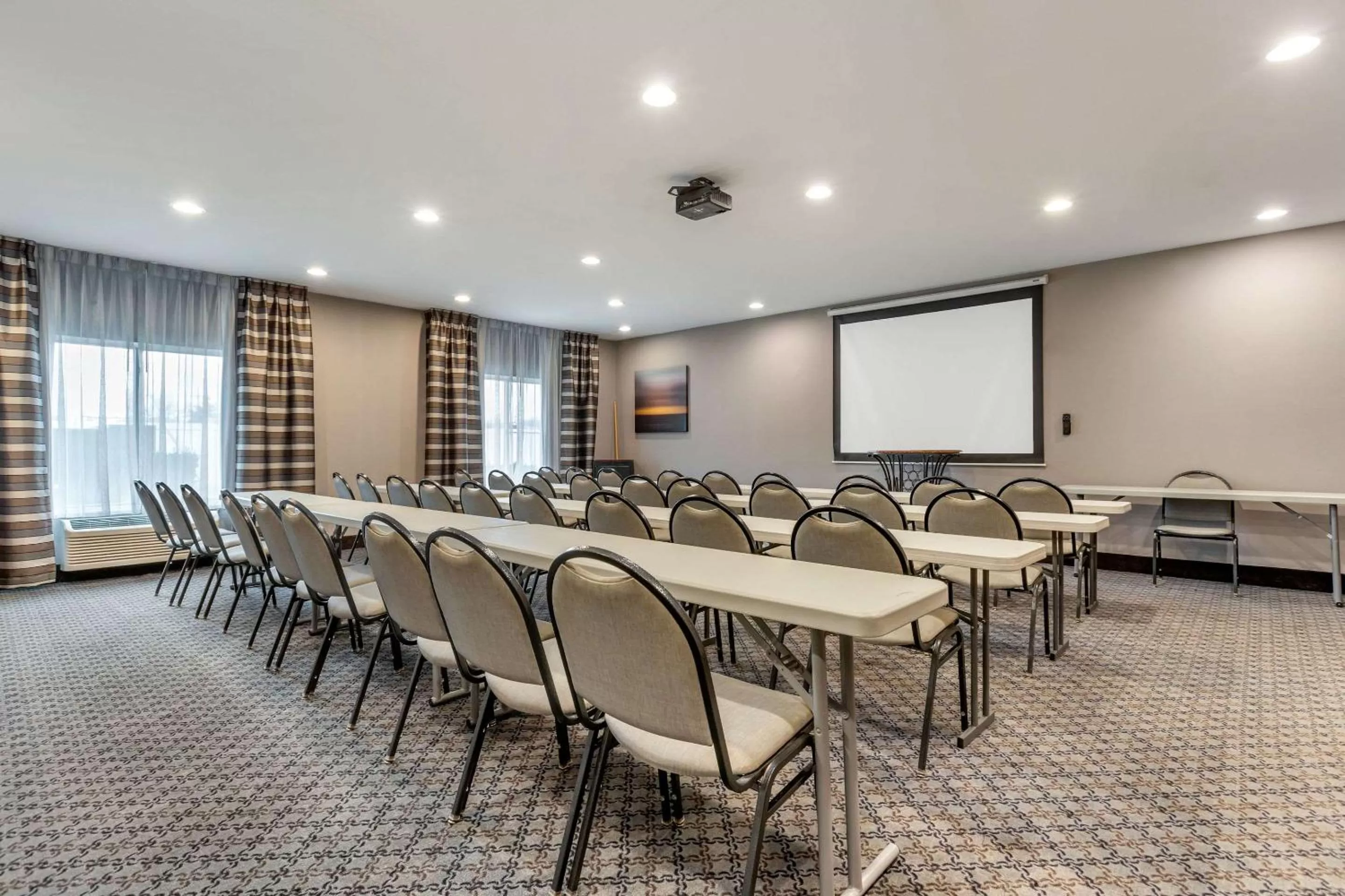 On site in Comfort Suites Southgate-Detroit