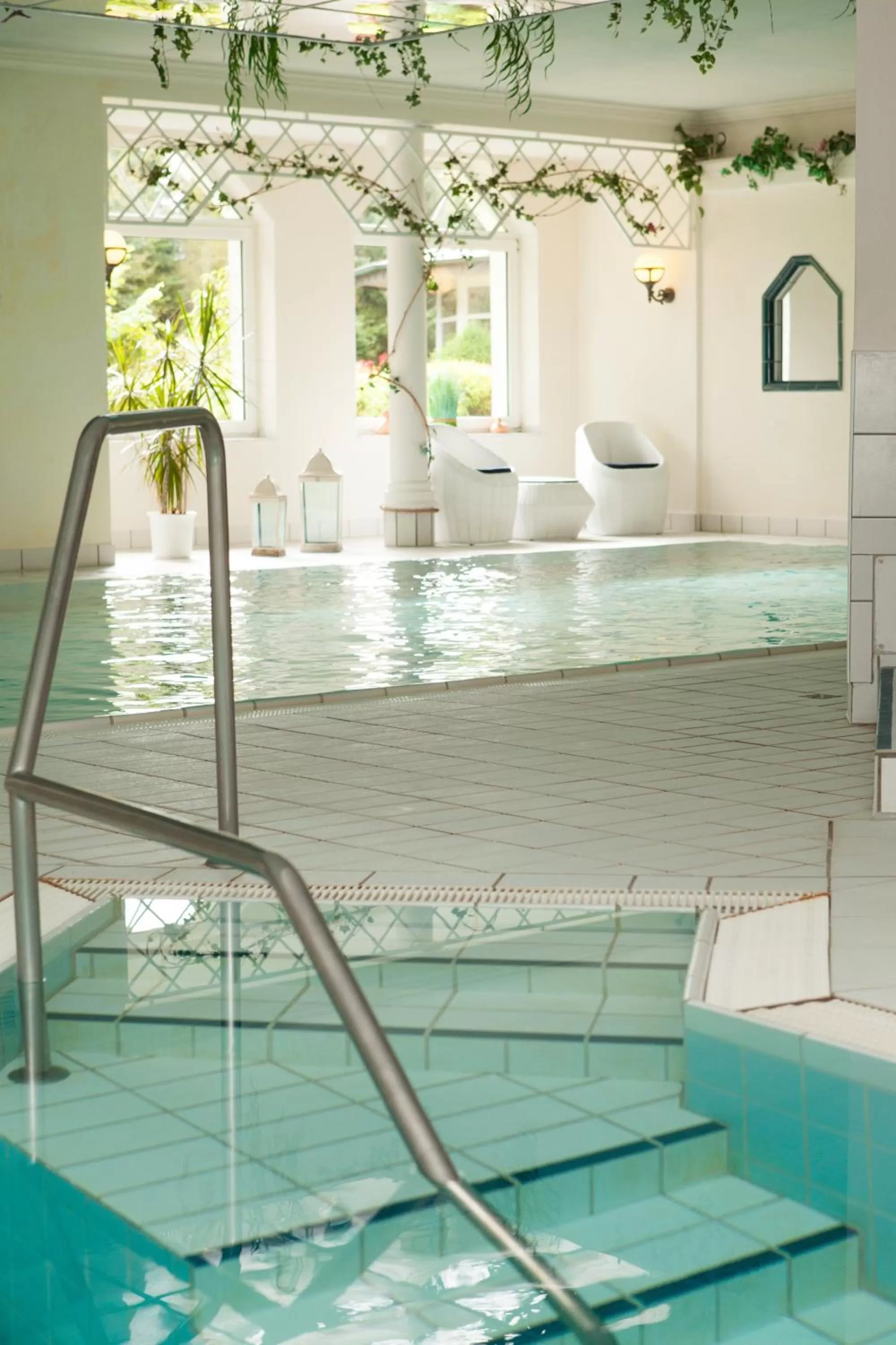 Swimming Pool in Ferienhotel Haus Becker