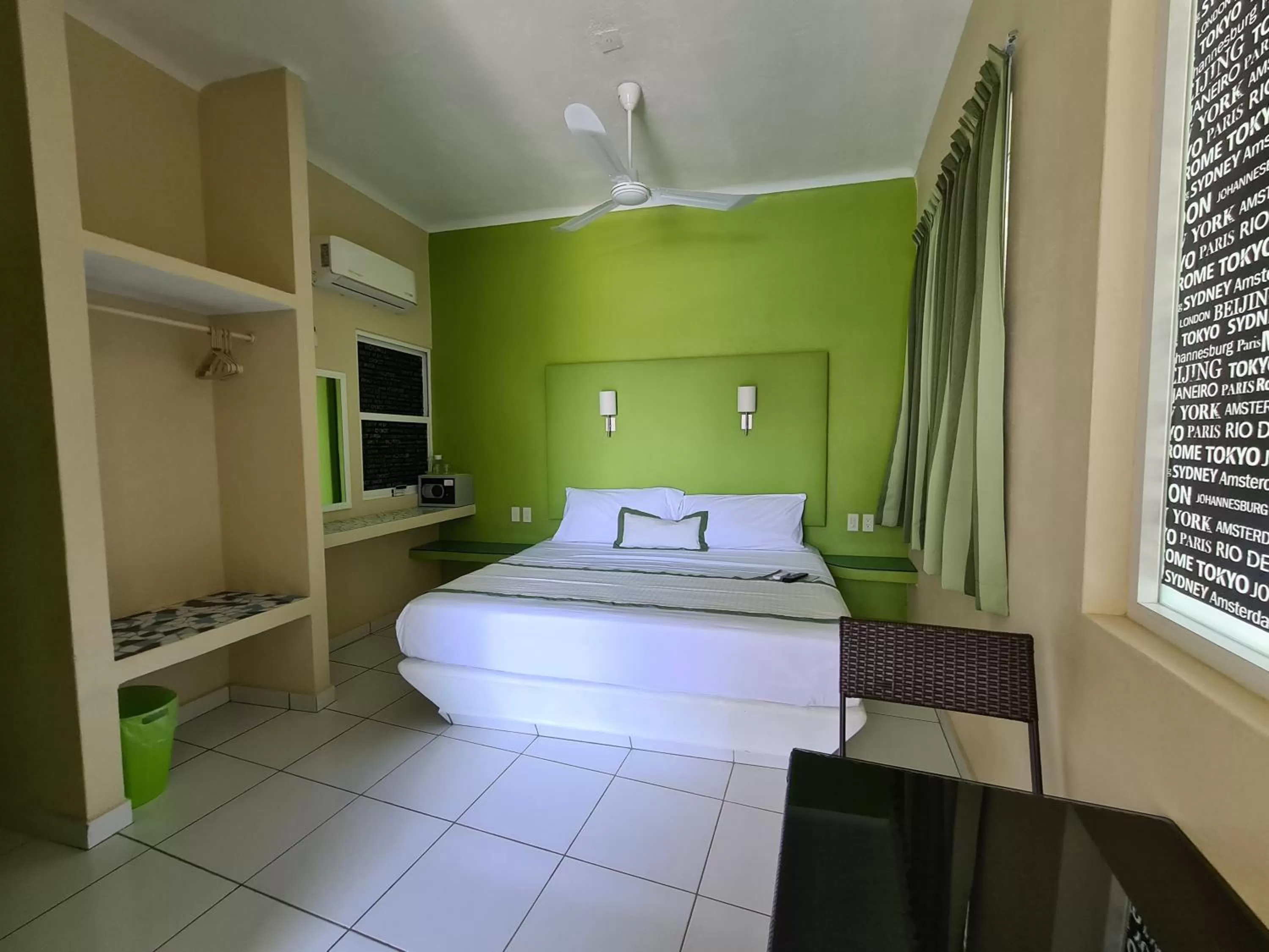 Photo of the whole room, Bed in Casa Mia