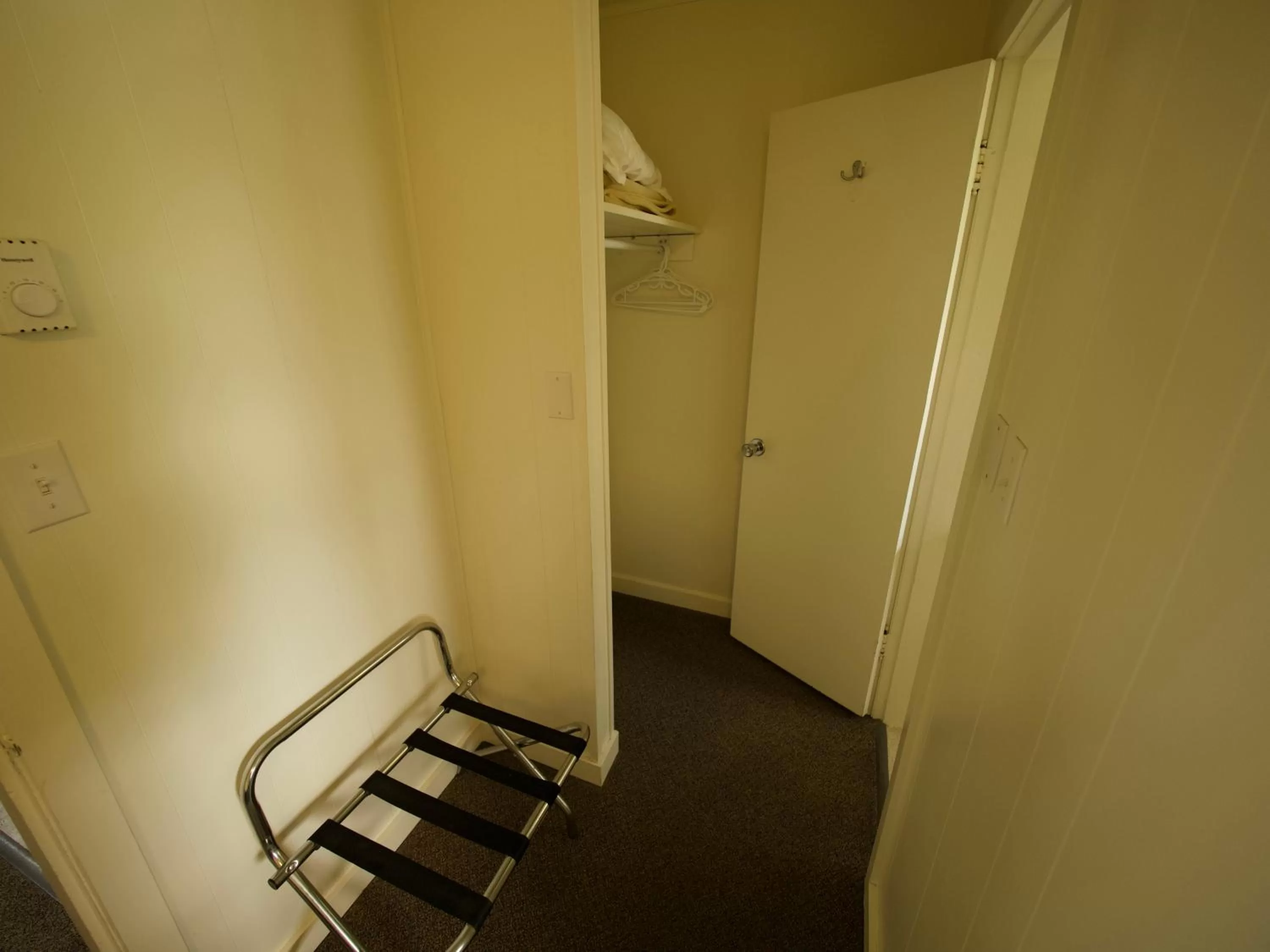 Creston Valley Motel