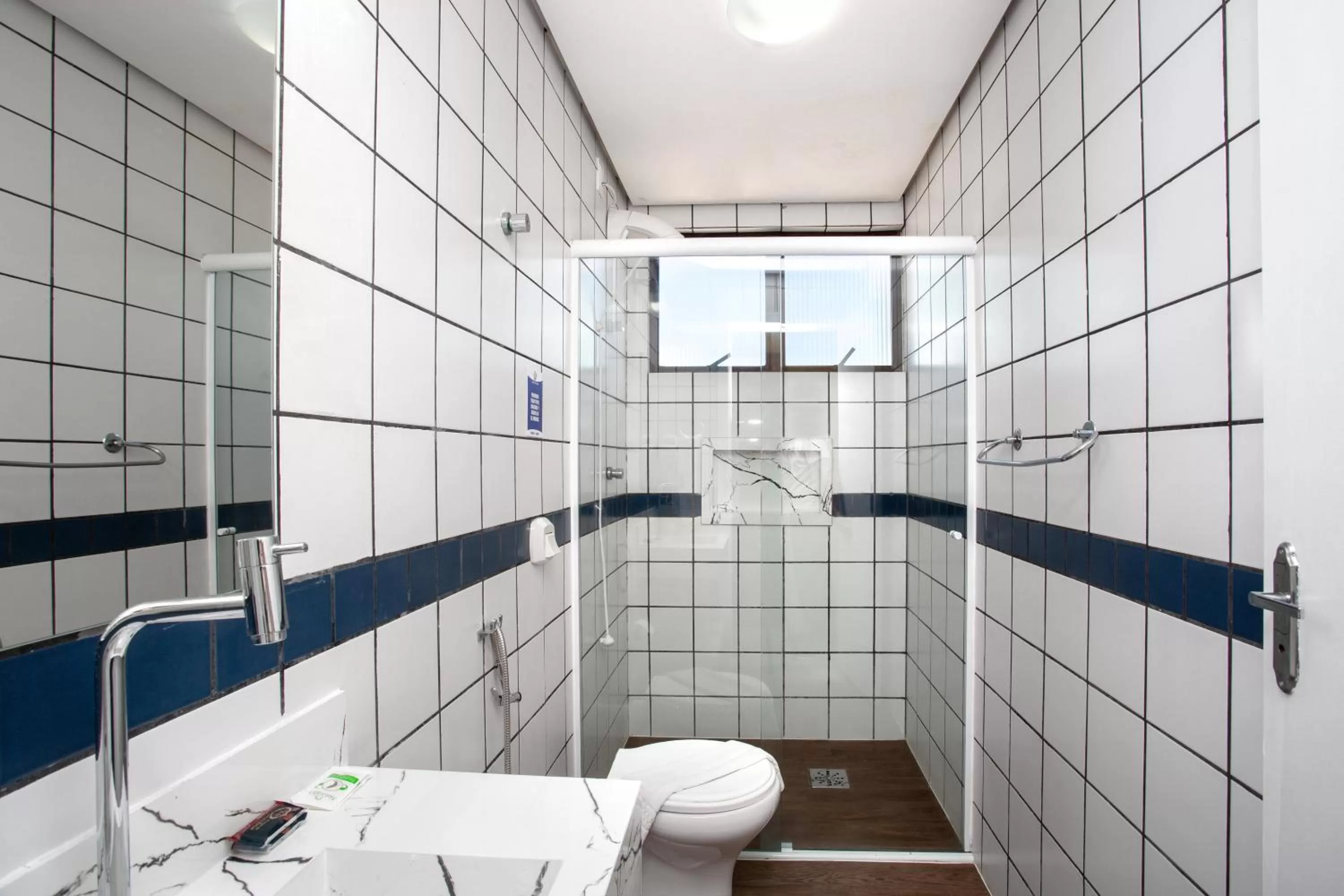 Bathroom in Hotel Vila Mar