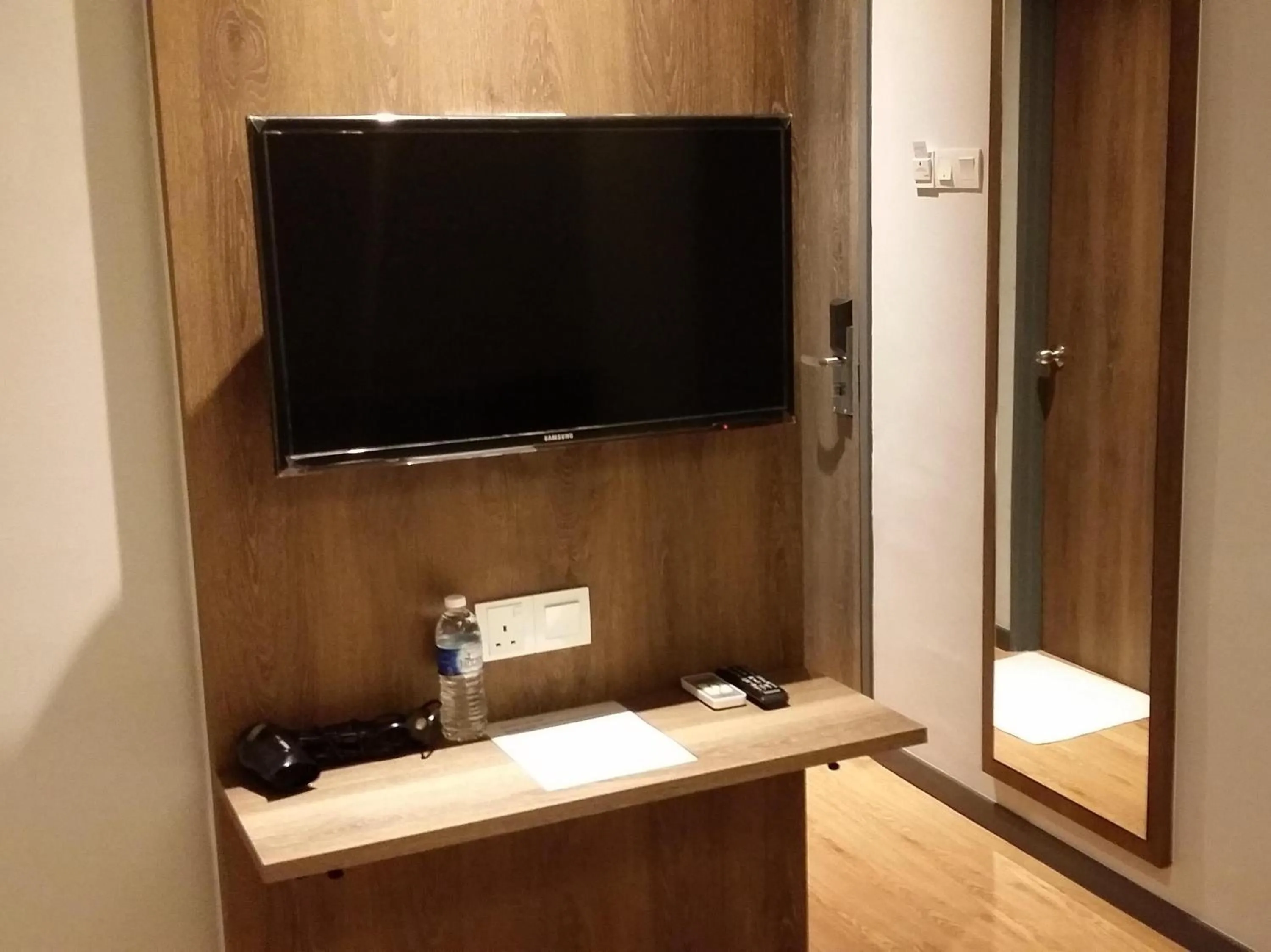 Decorative detail in Go Hotel