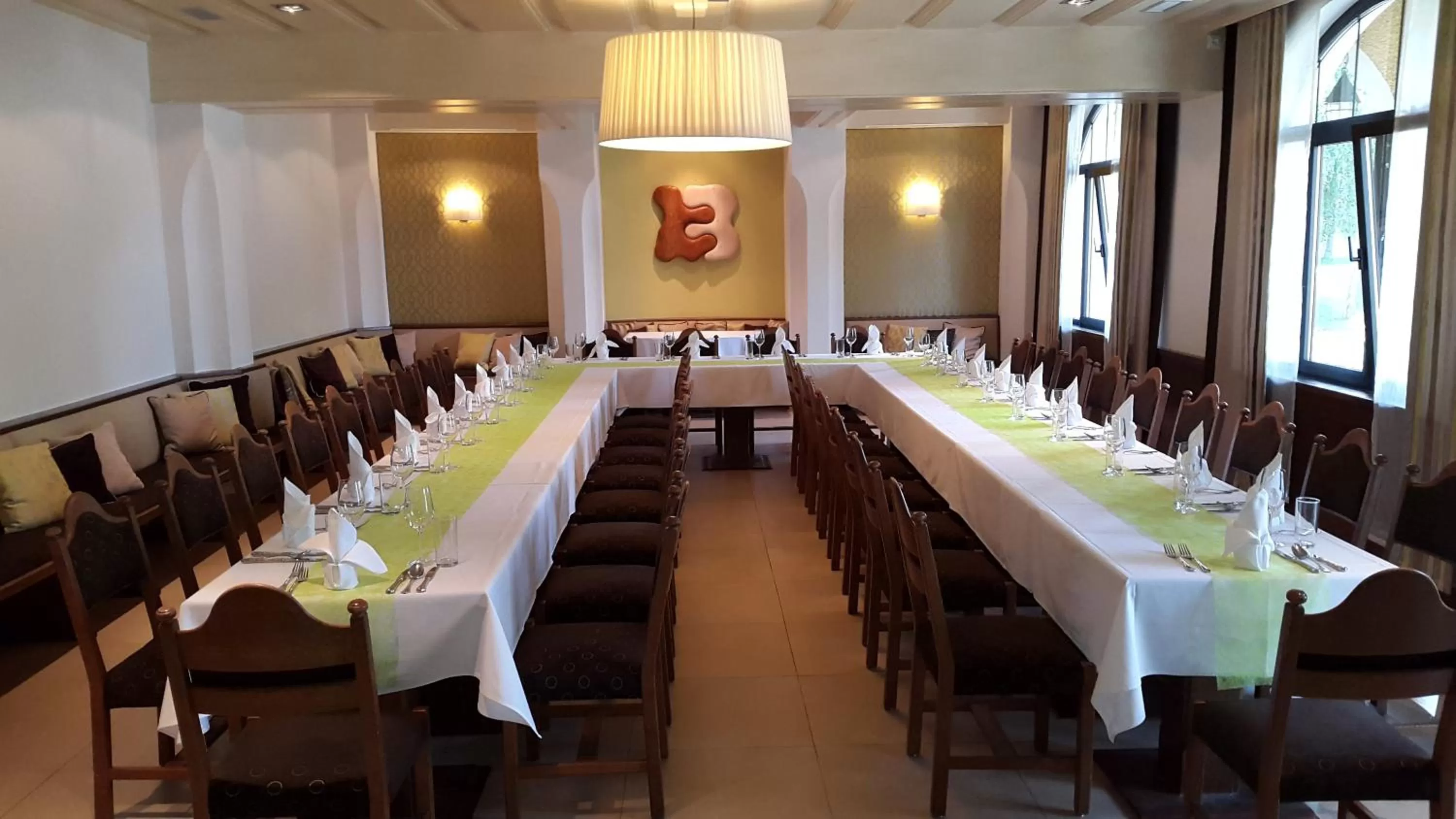 Restaurant/places to eat in BIRKENHOF GOLS - B & B - Wohlfühl Hotel mit Wochenend-Restaurant