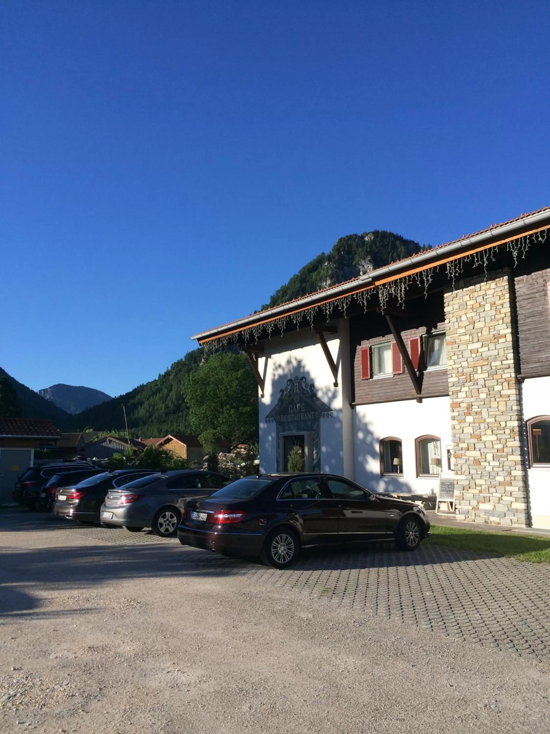Property building in Alpinhotel INzeller