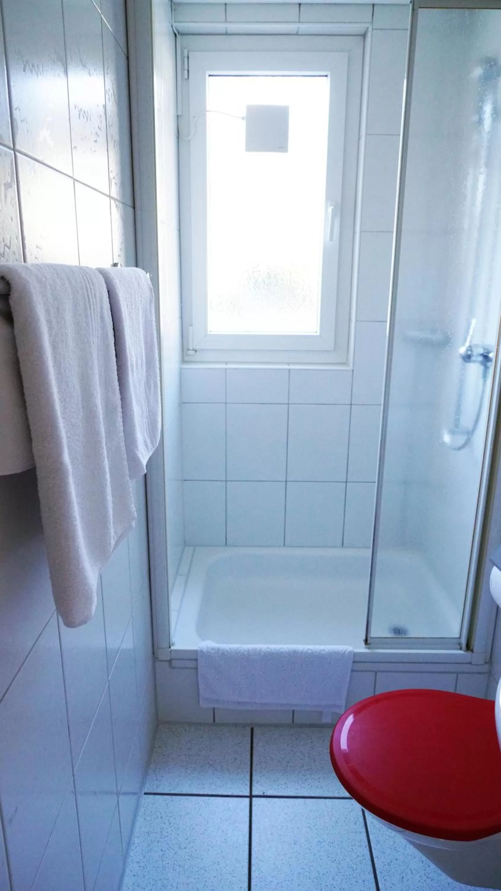 Bathroom in Adventure Guesthouse Interlaken