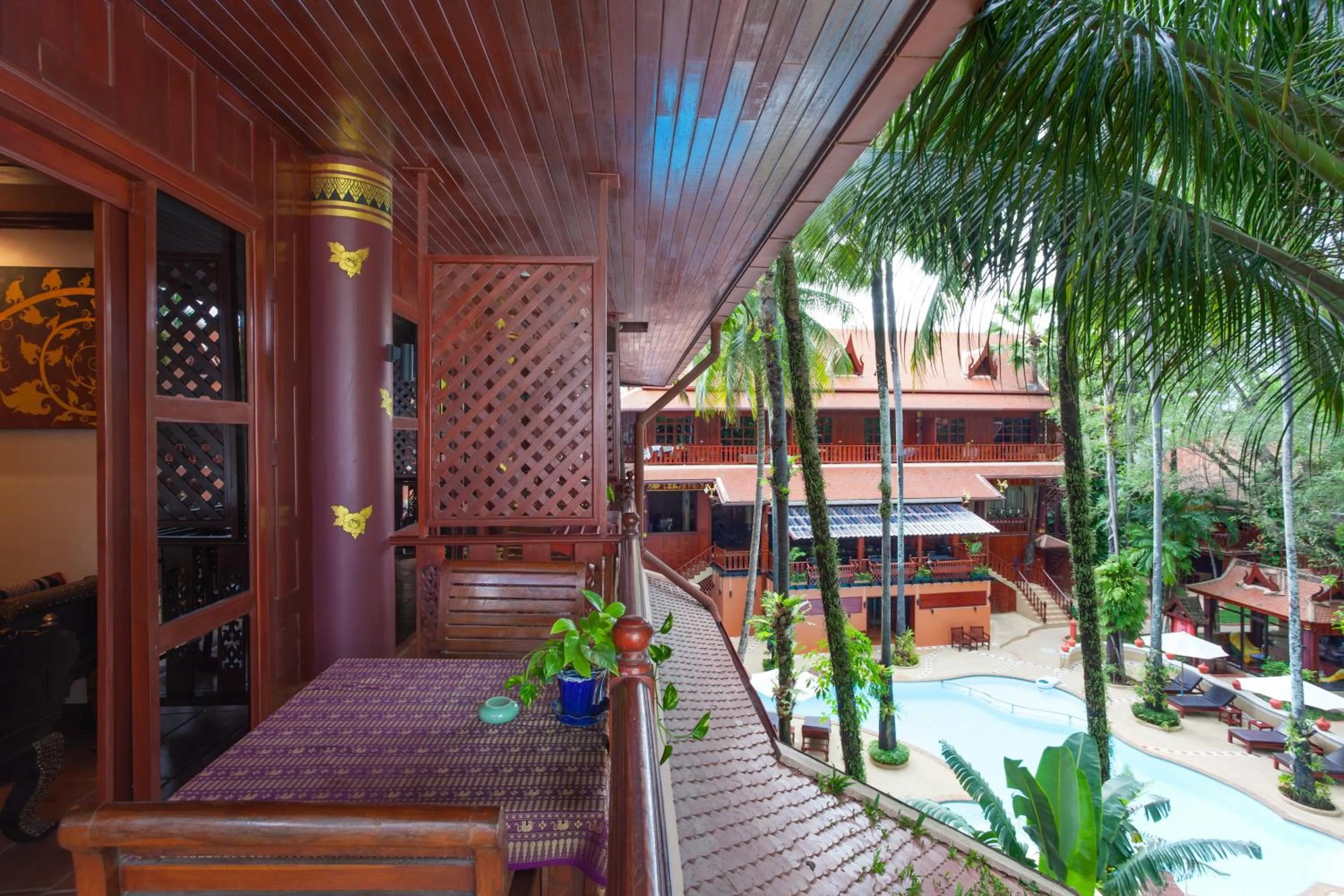 Balcony/Terrace in Royal Phawadee Village Patong - 2 Minutes walk to the beach