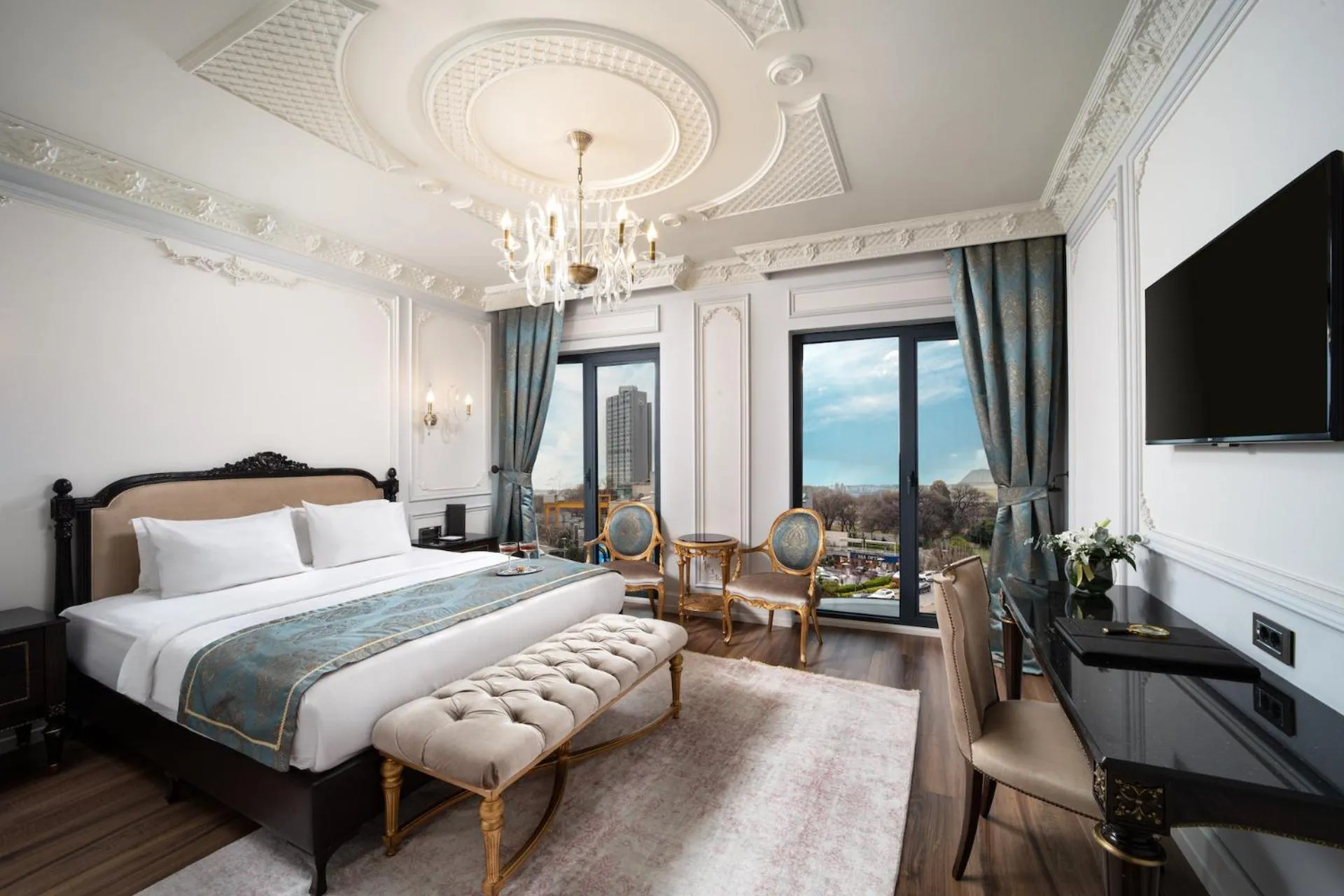 Photo of the whole room, Bed in The Time Hotel Marina