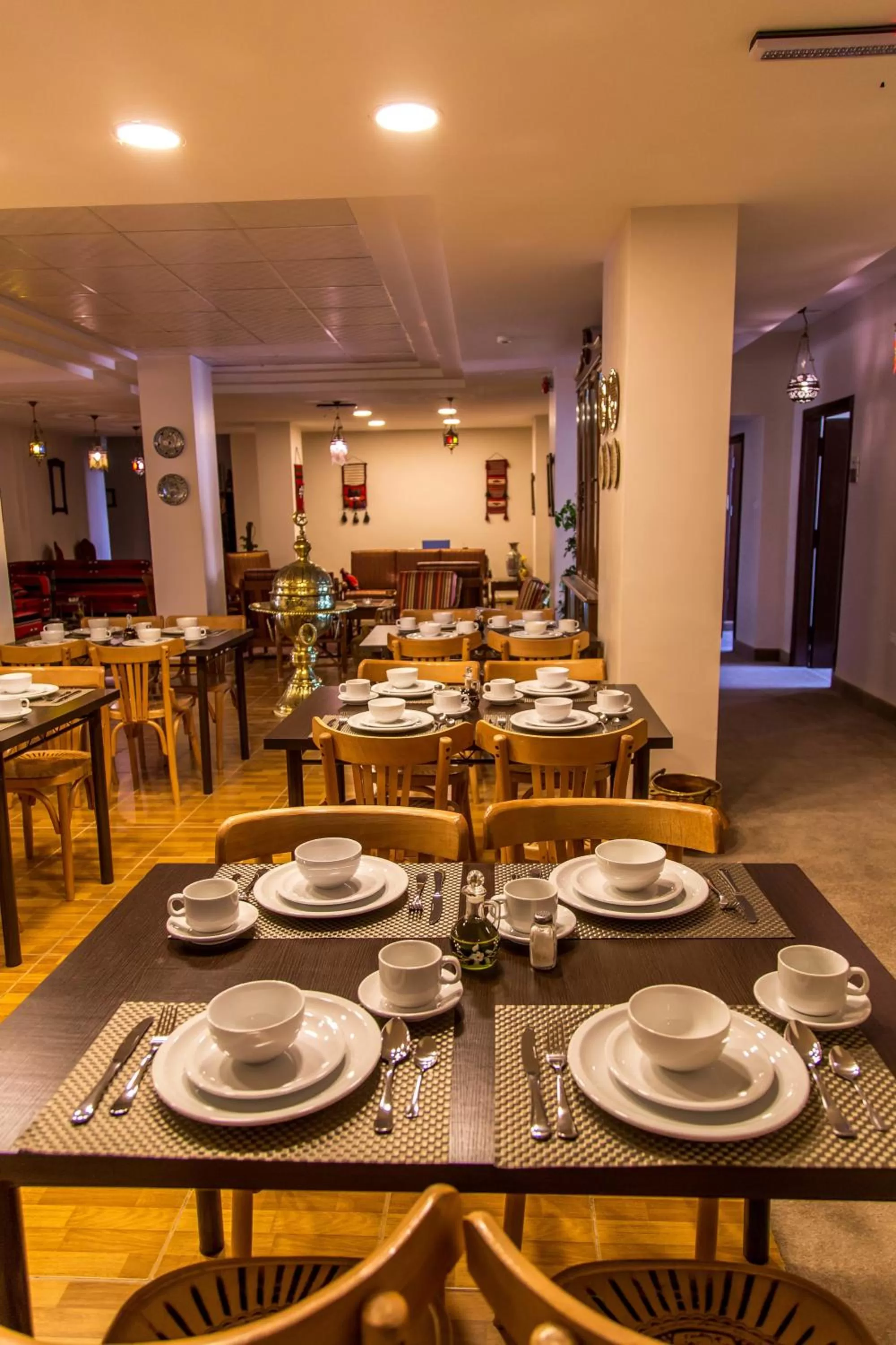 Restaurant/places to eat in Antika Amman Hotel