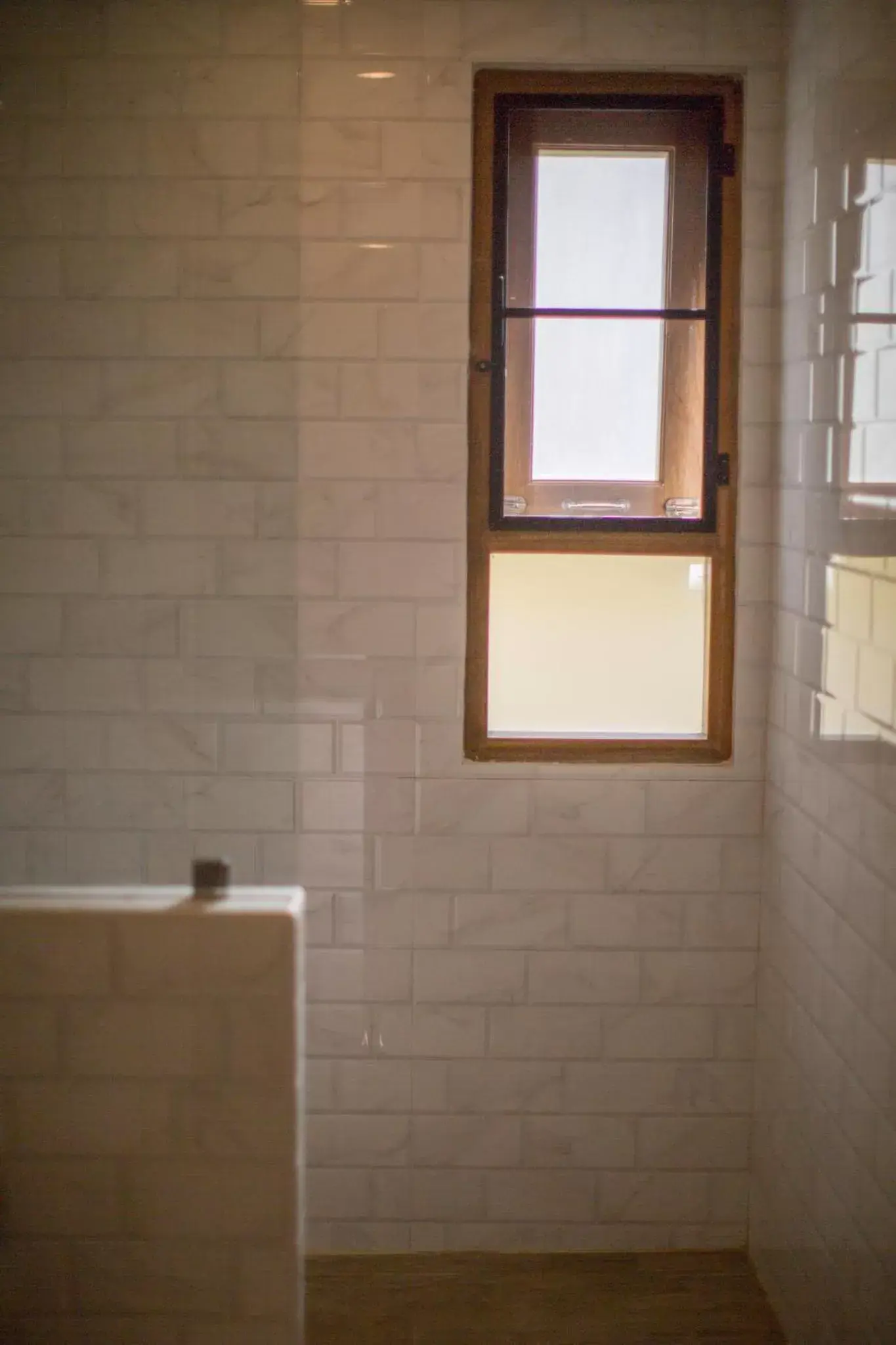 Twin Room with Window in Vera Nidhra - Self check-in after 6pm Twin Room with Window in Vera Nidhra - Self check-in after 6pm